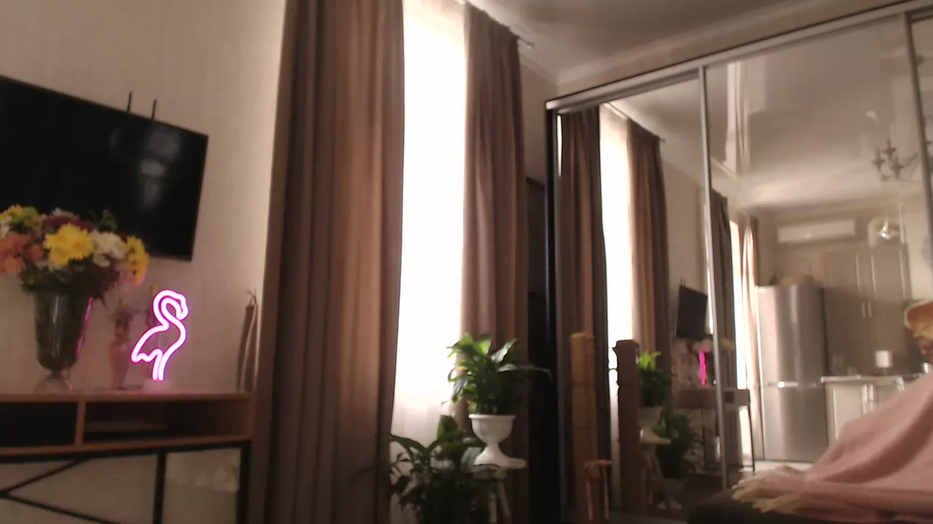 Gallery image thumbnail from Golden_Teaser's myfreecams stream on, 11/14/2022, 12:41 image 4 of 20