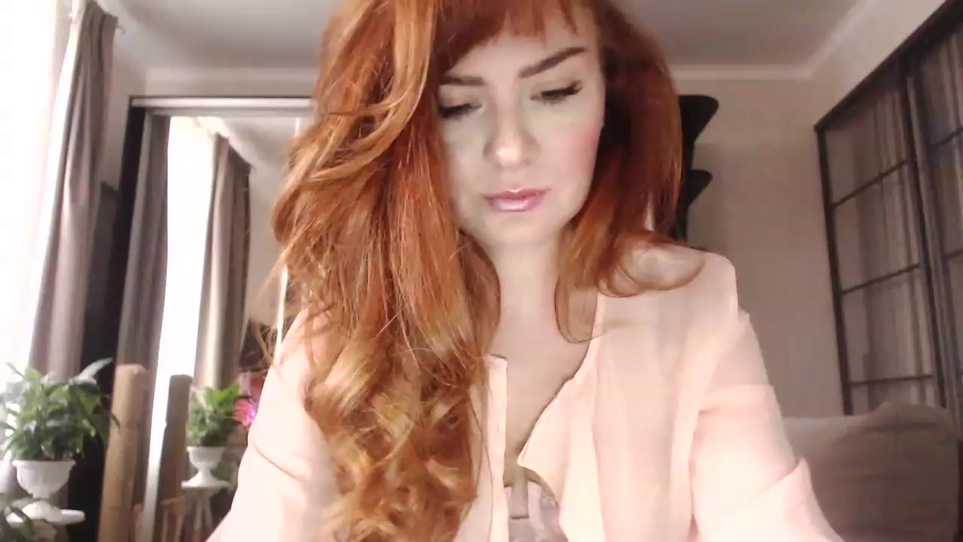 Gallery image thumbnail from Golden_Teaser's myfreecams stream on, 11/19/2022, 13:56 image 15 of 20