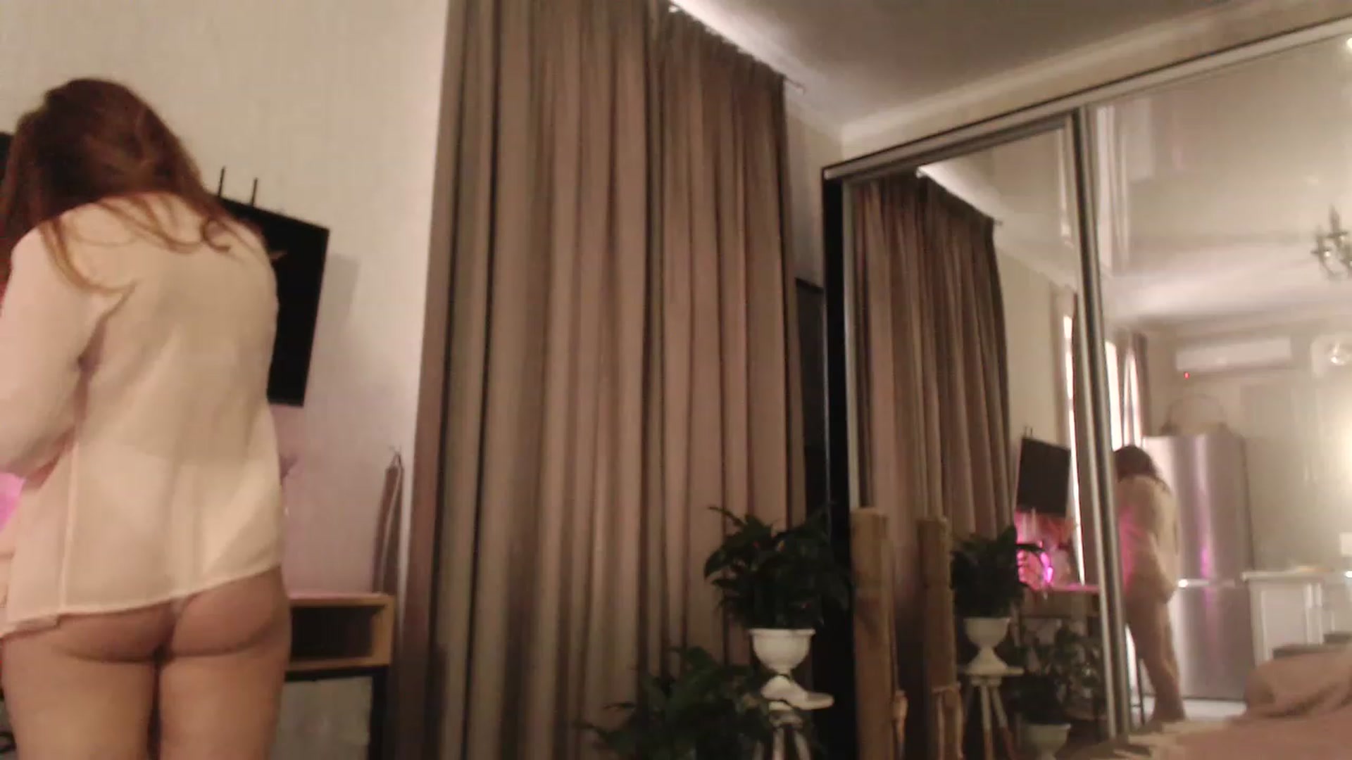 Gallery image thumbnail from Golden_Teaser's myfreecams stream on, 11/19/2022, 14:38 image 6 of 20