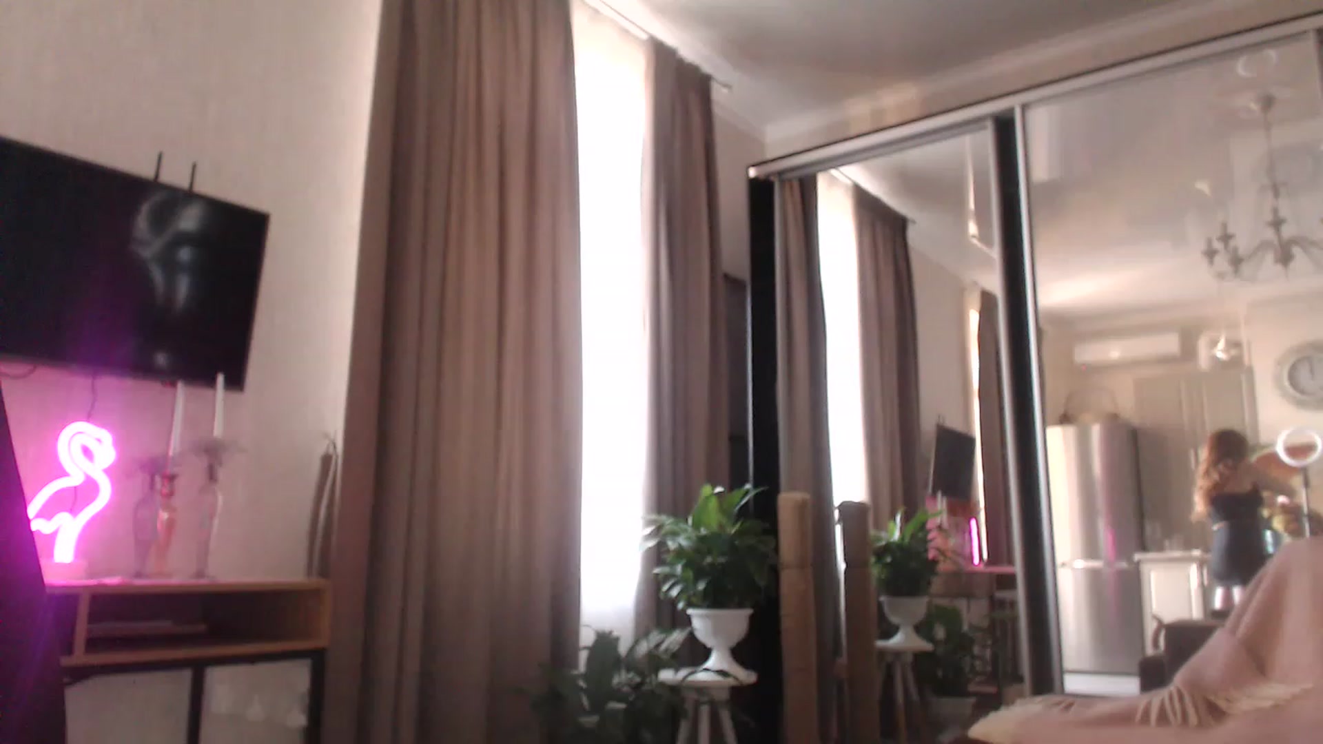 Gallery image thumbnail from Golden_Teaser's myfreecams stream on, 11/22/2022, 13:58 image 15 of 20