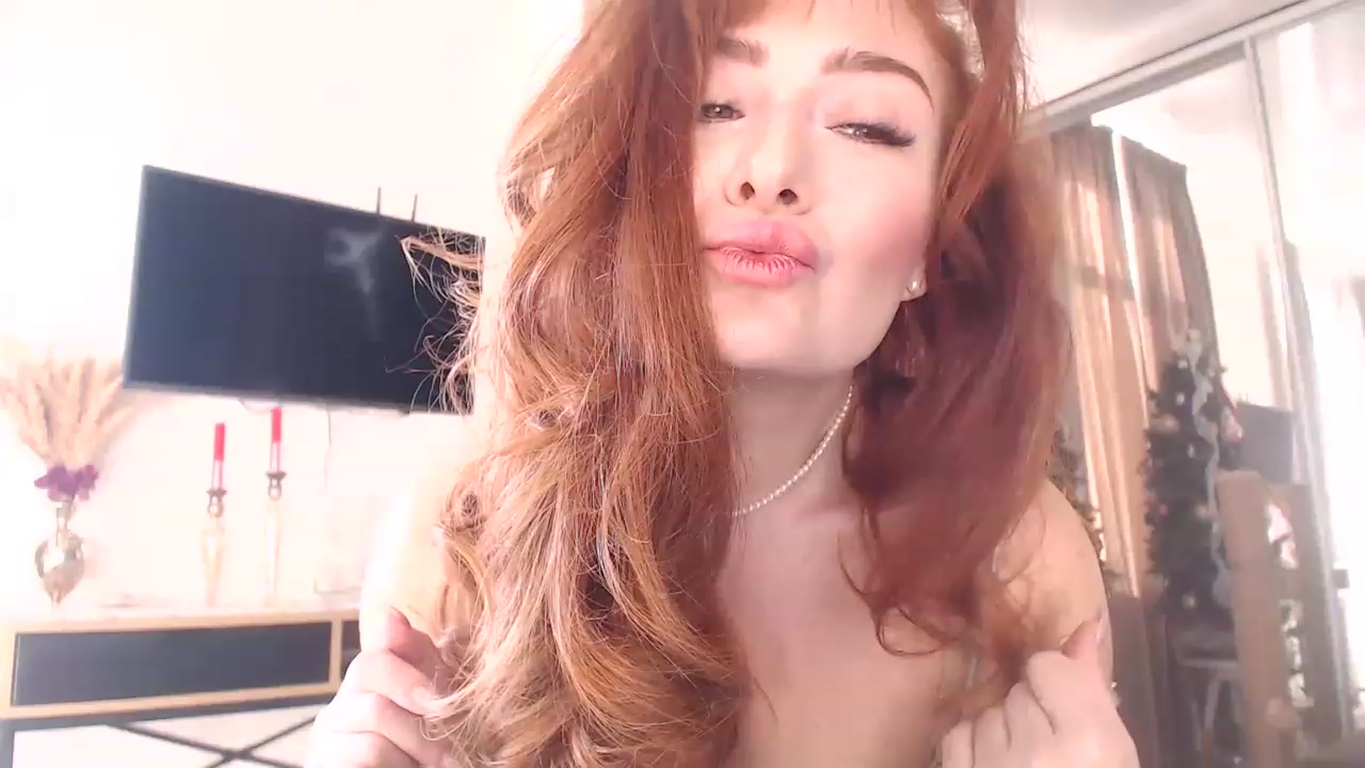 Gallery image thumbnail from Golden_Teaser's myfreecams stream on, 12/26/2022, 09:52 image 3 of 20