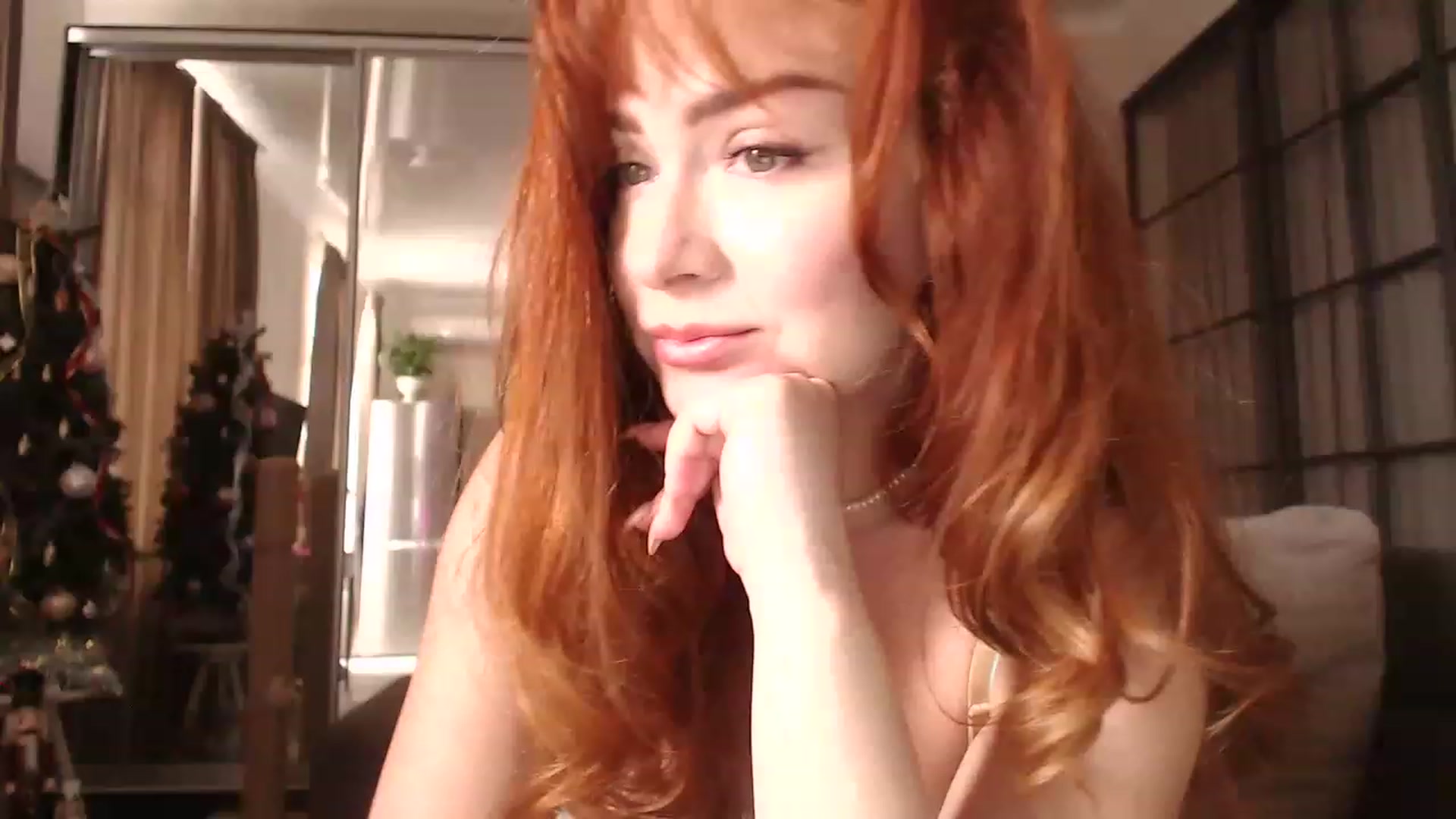 Gallery image thumbnail from Golden_Teaser's myfreecams stream on, 12/26/2022, 13:36 image 5 of 20