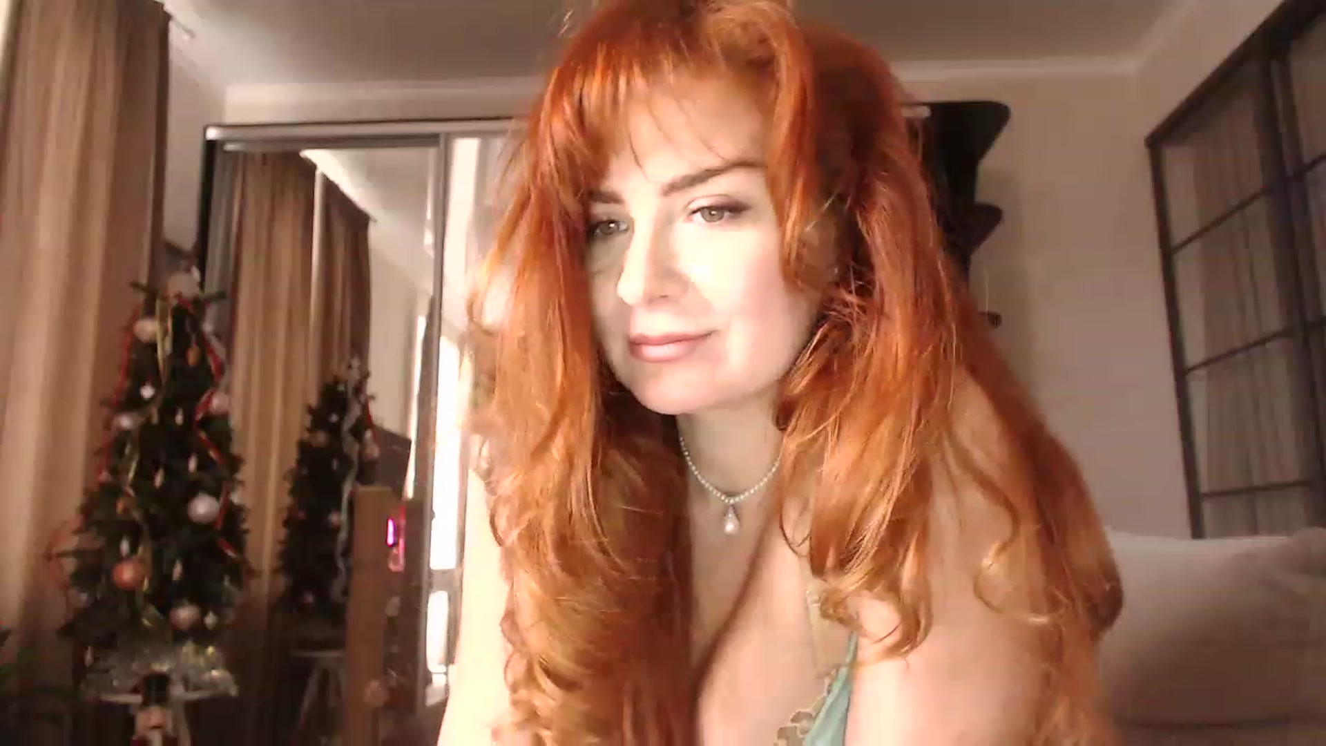 Gallery image thumbnail from Golden_Teaser's myfreecams stream on, 12/26/2022, 13:36 image 19 of 20