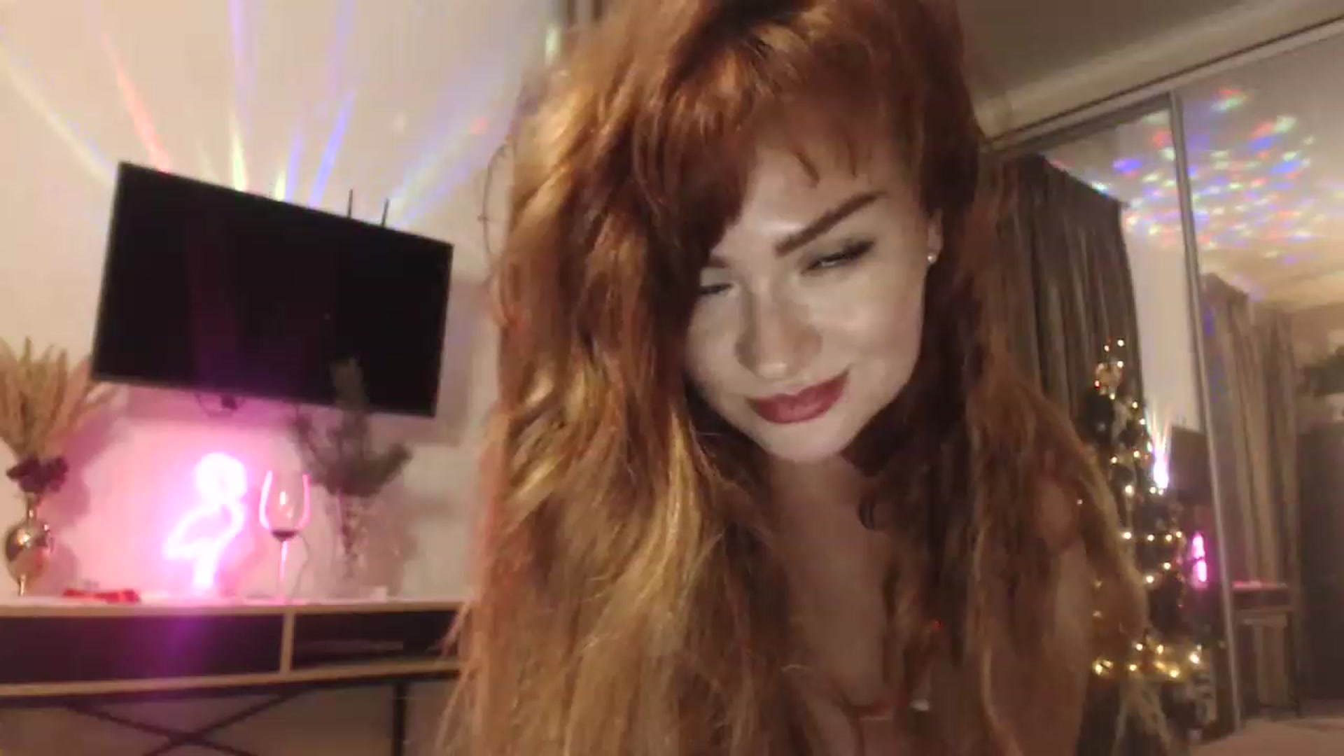 Gallery image thumbnail from Golden_Teaser's myfreecams stream on, 12/30/2022, 16:33 image 2 of 20