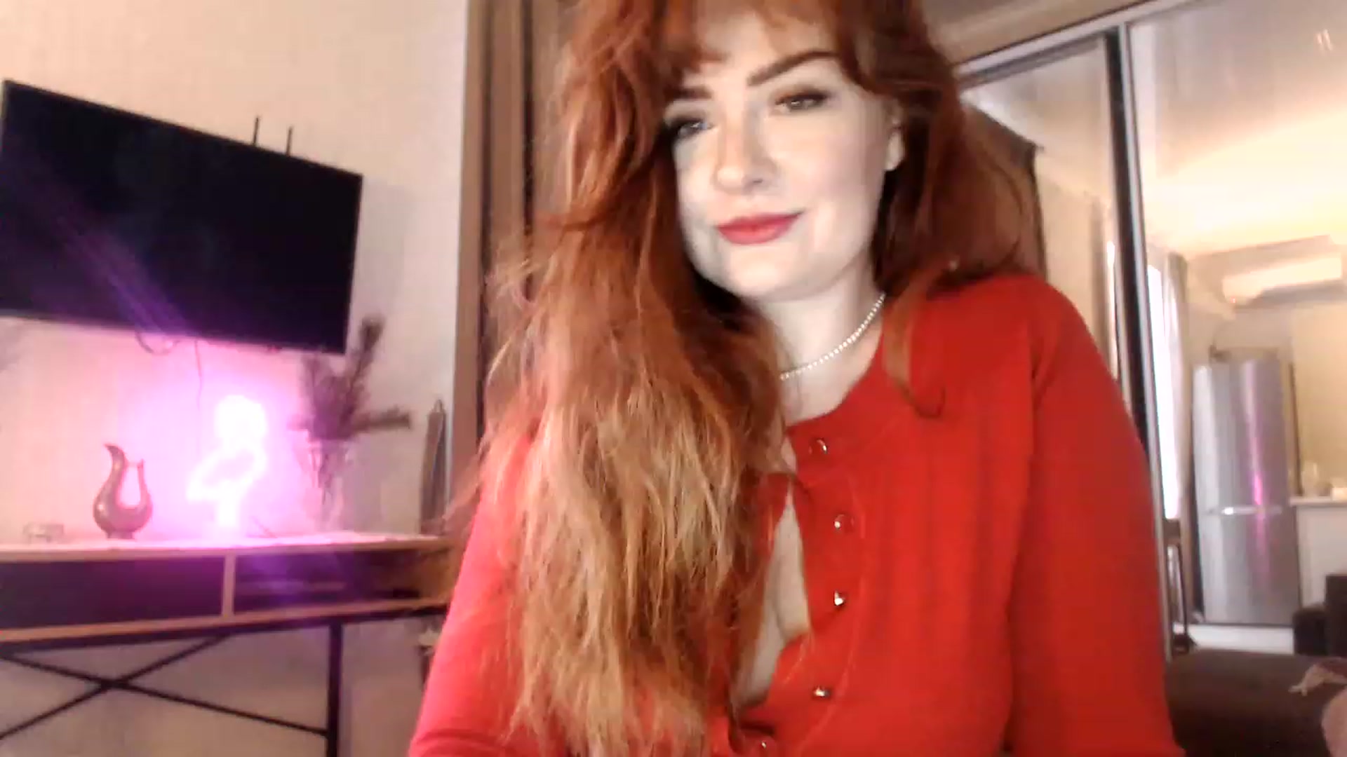 Gallery image thumbnail from Golden_Teaser's myfreecams stream on, 01/08/2023, 14:29 image 15 of 20