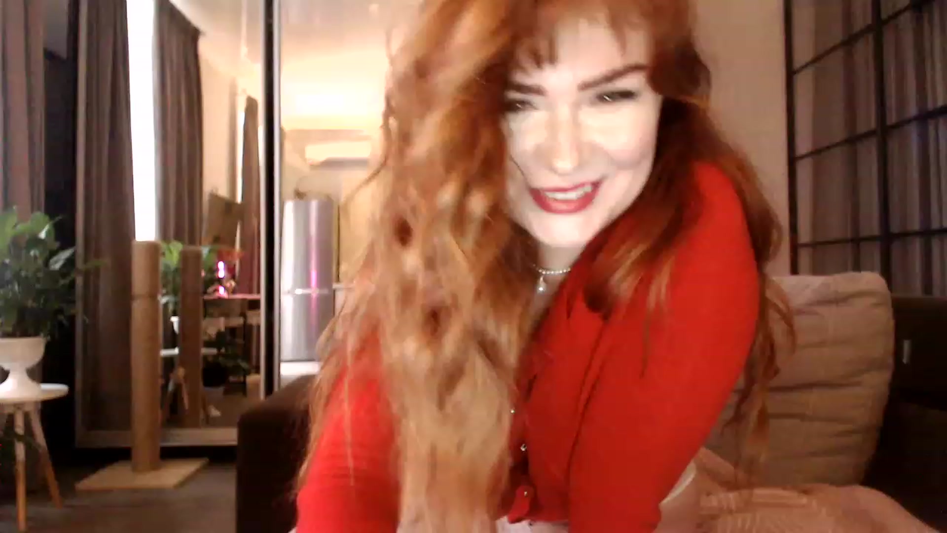 Gallery image thumbnail from Golden_Teaser's myfreecams stream on, 01/08/2023, 14:29 image 13 of 20