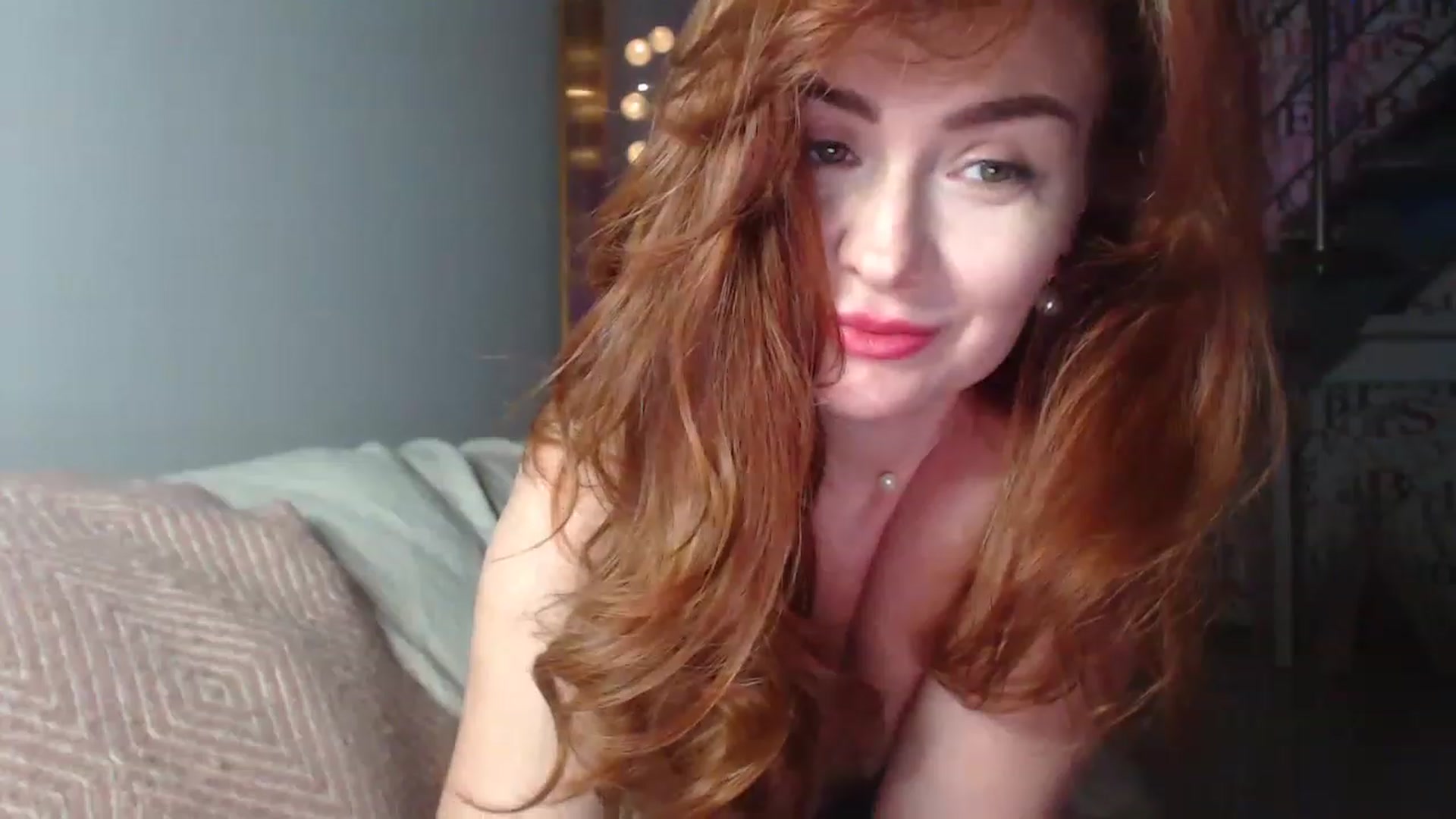 Gallery image thumbnail from Golden_Teaser's myfreecams stream on, 02/19/2023, 15:43 image 18 of 20
