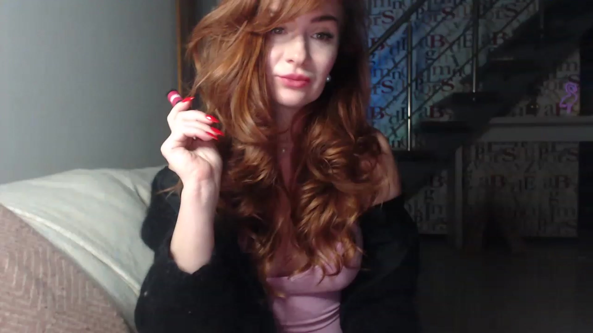 Gallery image thumbnail from Golden_Teaser's myfreecams stream on, 02/25/2023, 17:49 image 13 of 20