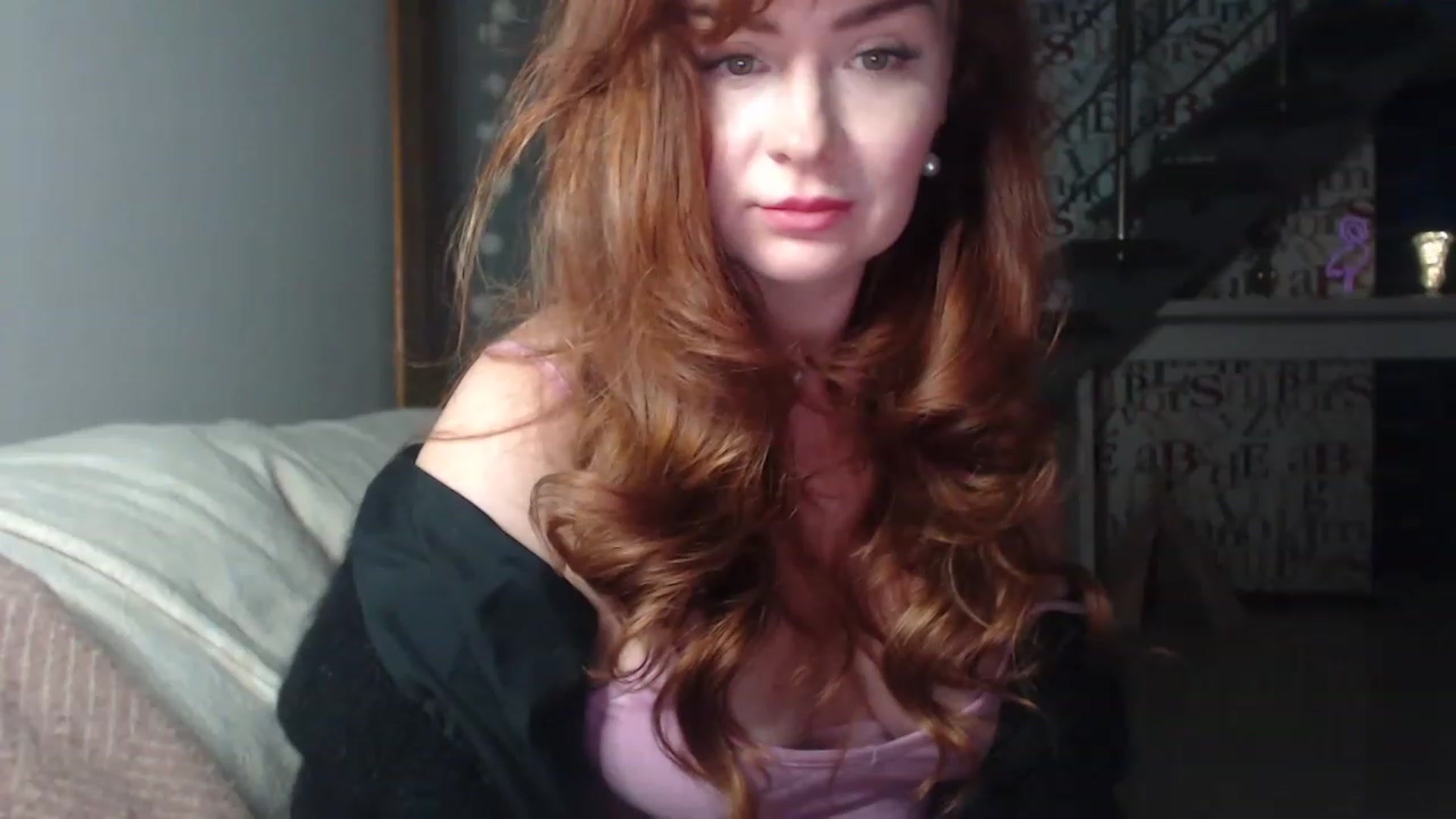 Gallery image thumbnail from Golden_Teaser's myfreecams stream on, 02/25/2023, 17:49 image 20 of 20