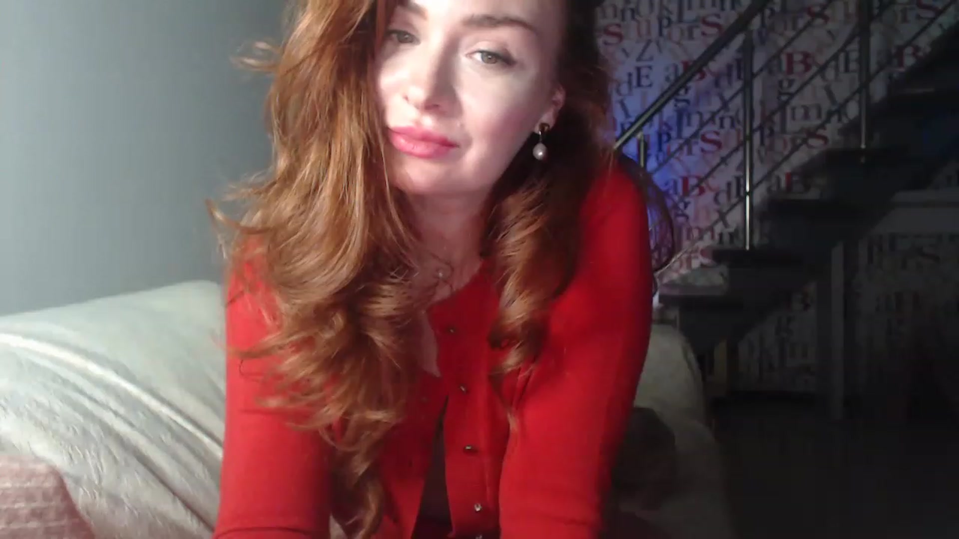 Gallery image thumbnail from Golden_Teaser's myfreecams stream on, 02/28/2023, 16:58 image 17 of 20
