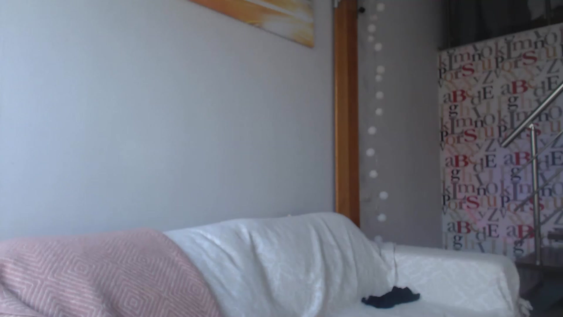 Gallery image thumbnail from Golden_Teaser's myfreecams stream on, 03/09/2023, 14:11 image 16 of 20