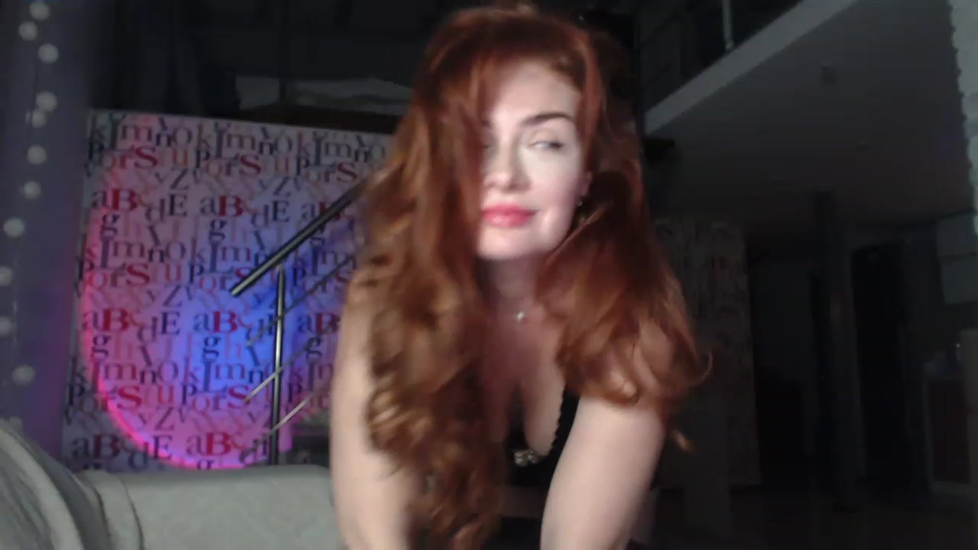 Gallery image thumbnail from Golden_Teaser's myfreecams stream on, 03/09/2023, 16:05 image 12 of 20