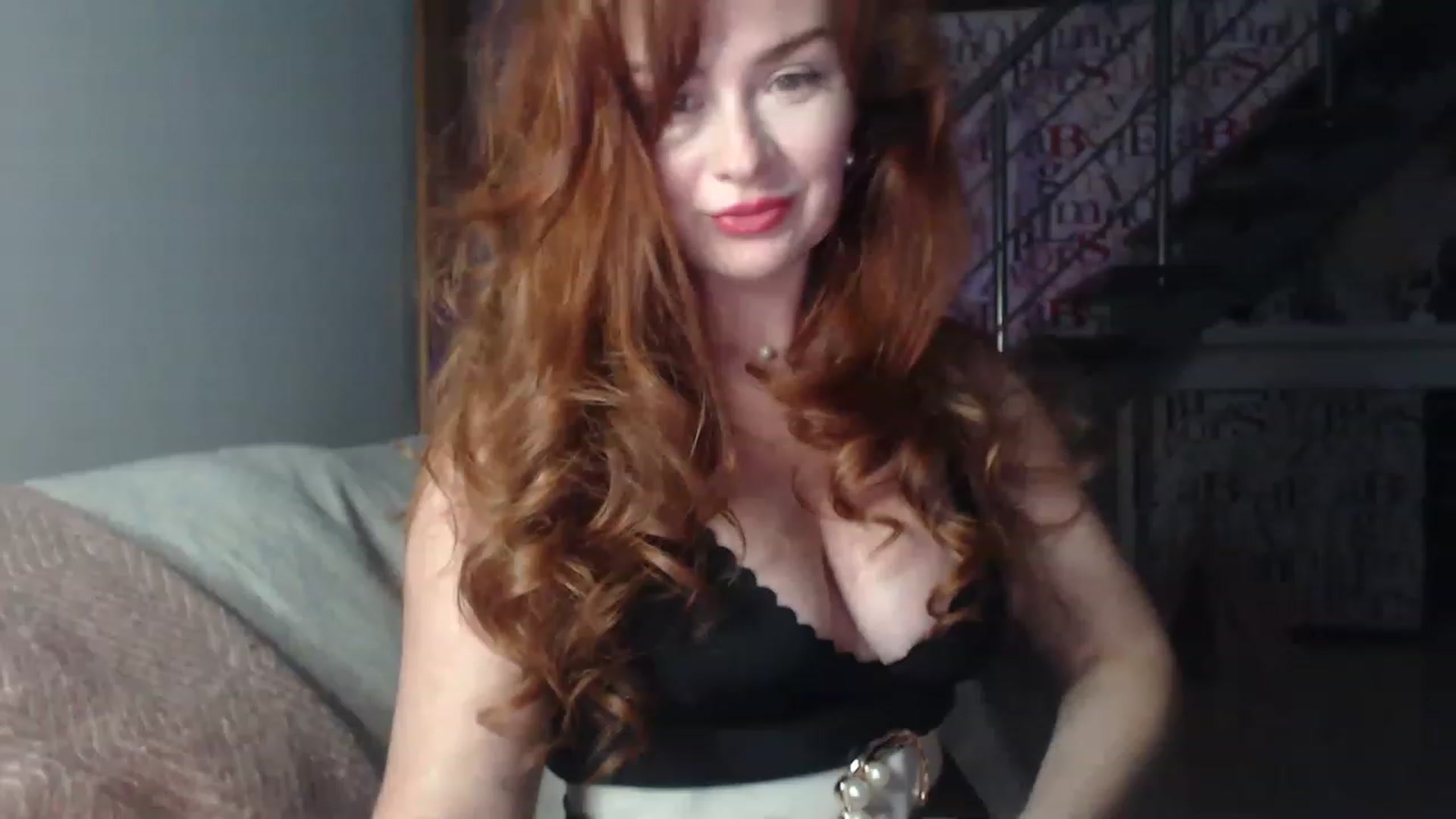 Gallery image thumbnail from Golden_Teaser's myfreecams stream on, 03/09/2023, 16:05 image 1 of 20