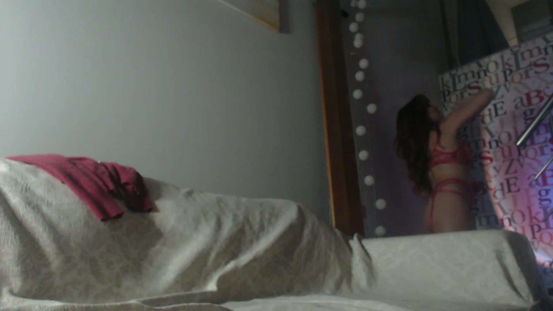 Gallery image thumbnail from Golden_Teaser's myfreecams stream on, 03/18/2023, 17:16 image 16 of 20