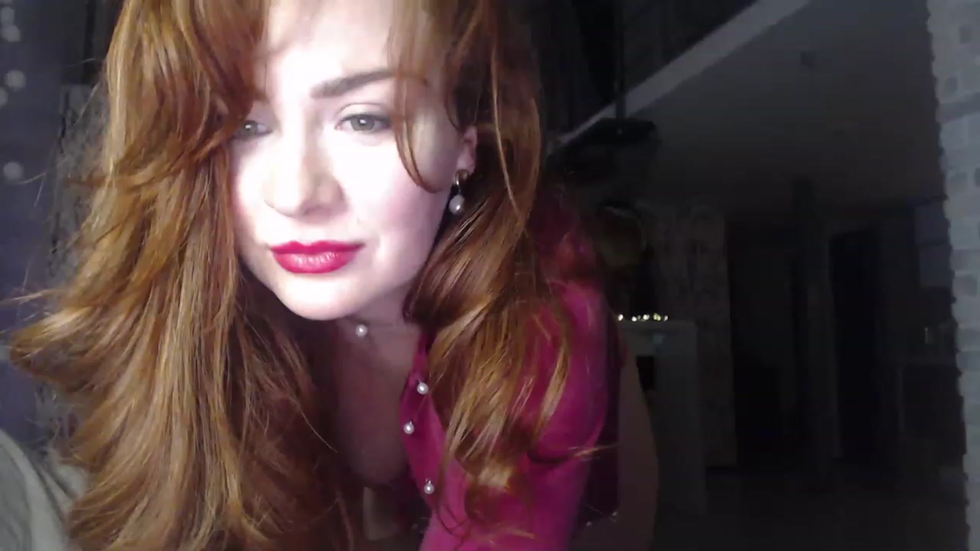 Gallery image thumbnail from Golden_Teaser's myfreecams stream on, 03/18/2023, 17:16 image 4 of 20