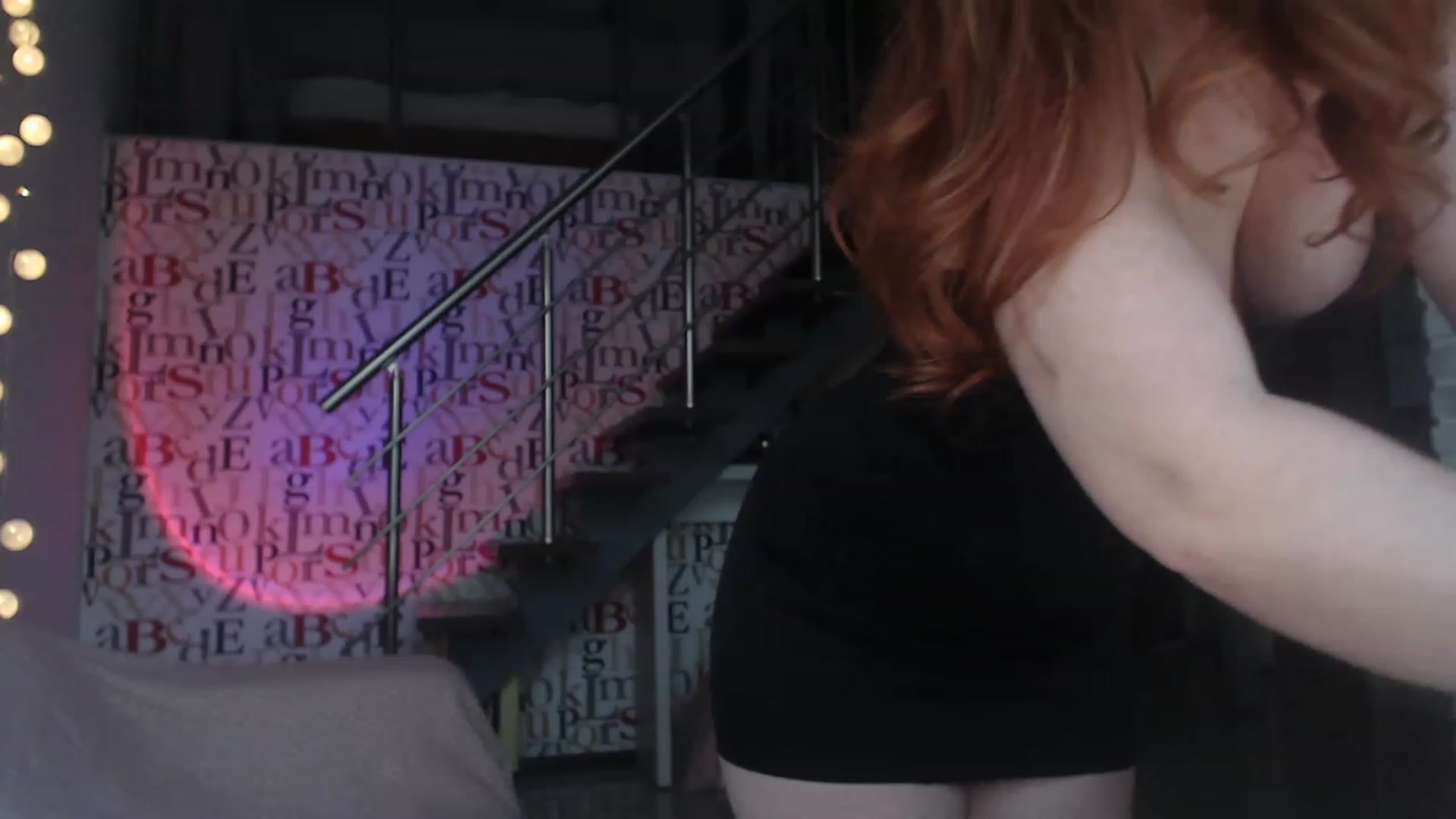 Gallery image thumbnail from Golden_Teaser's myfreecams stream on, 03/29/2023, 16:33 image 12 of 20