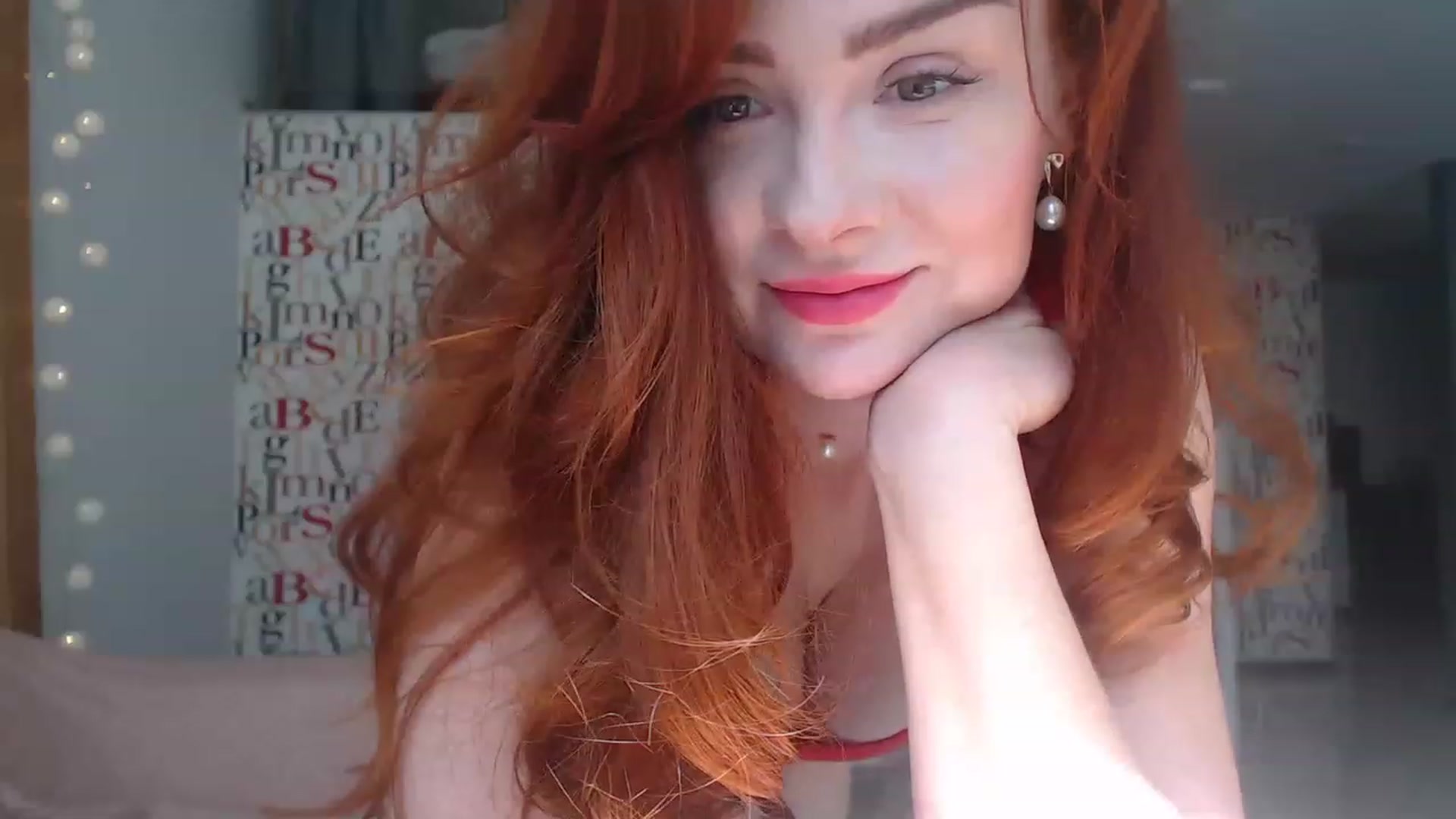 Gallery image thumbnail from Golden_Teaser's myfreecams stream on, 03/30/2023, 11:38 image 12 of 20