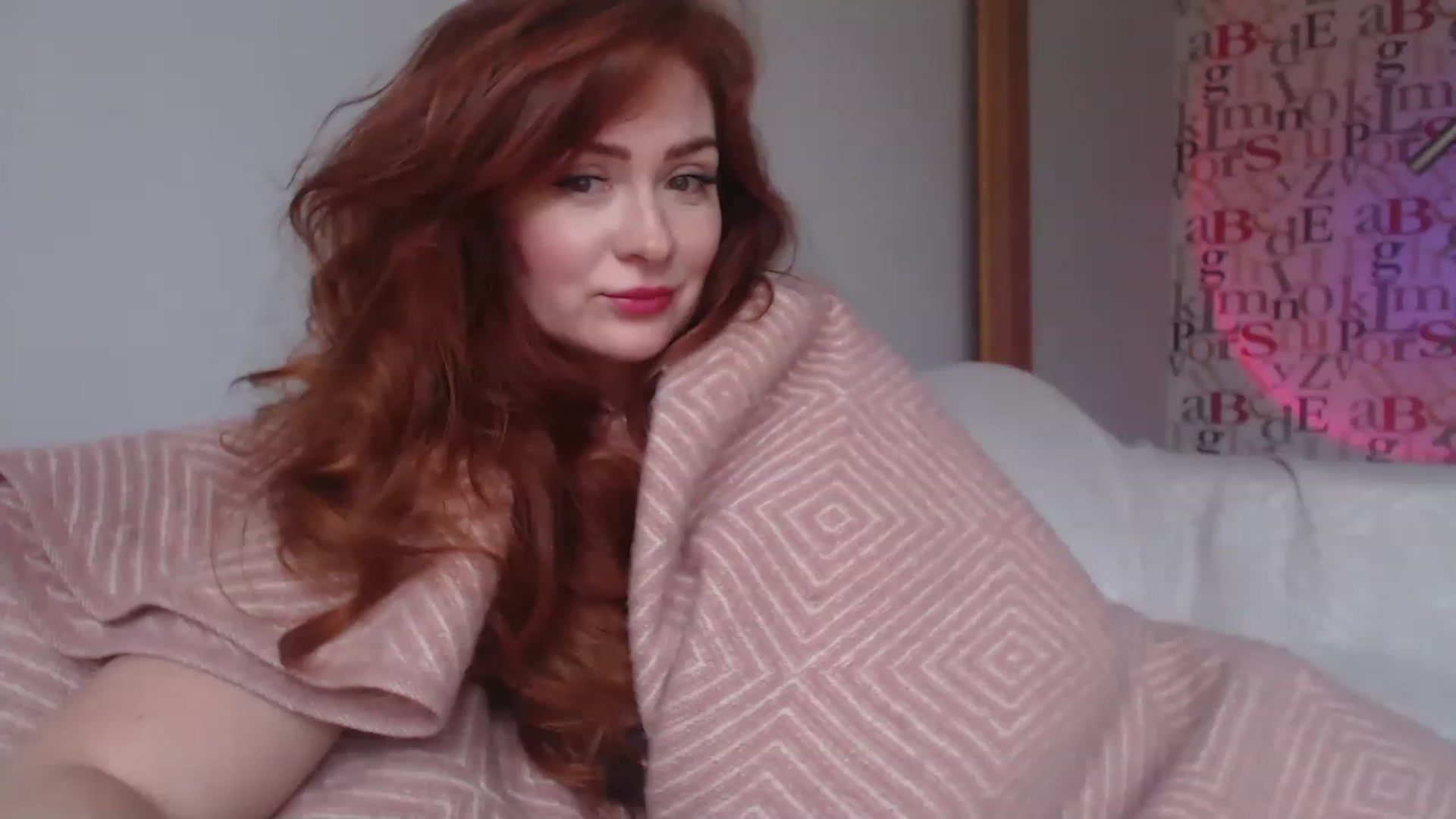 Gallery image thumbnail from Golden_Teaser's myfreecams stream on, 04/06/2023, 15:48 image 3 of 20