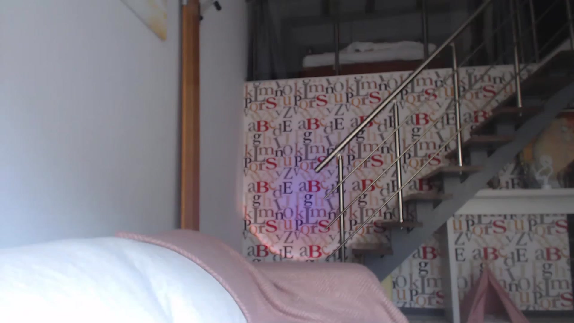 Gallery image thumbnail from Golden_Teaser's myfreecams stream on, 04/09/2023, 12:16 image 1 of 20