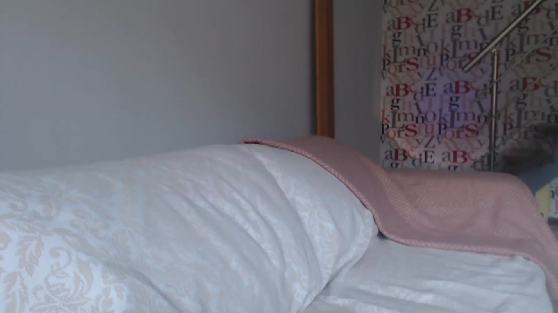 Gallery image thumbnail from Golden_Teaser's myfreecams stream on, 04/09/2023, 12:35 image 4 of 20