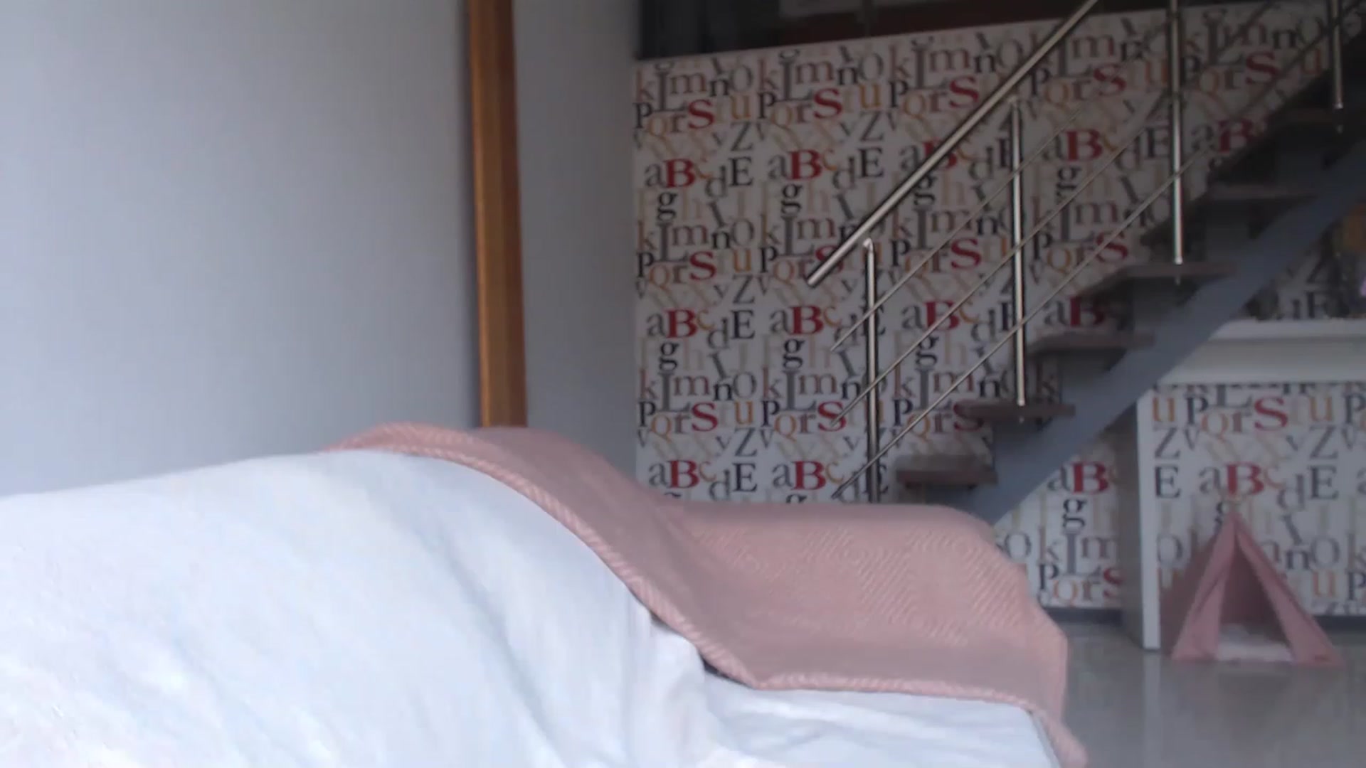 Gallery image thumbnail from Golden_Teaser's myfreecams stream on, 04/11/2023, 13:28 image 9 of 20