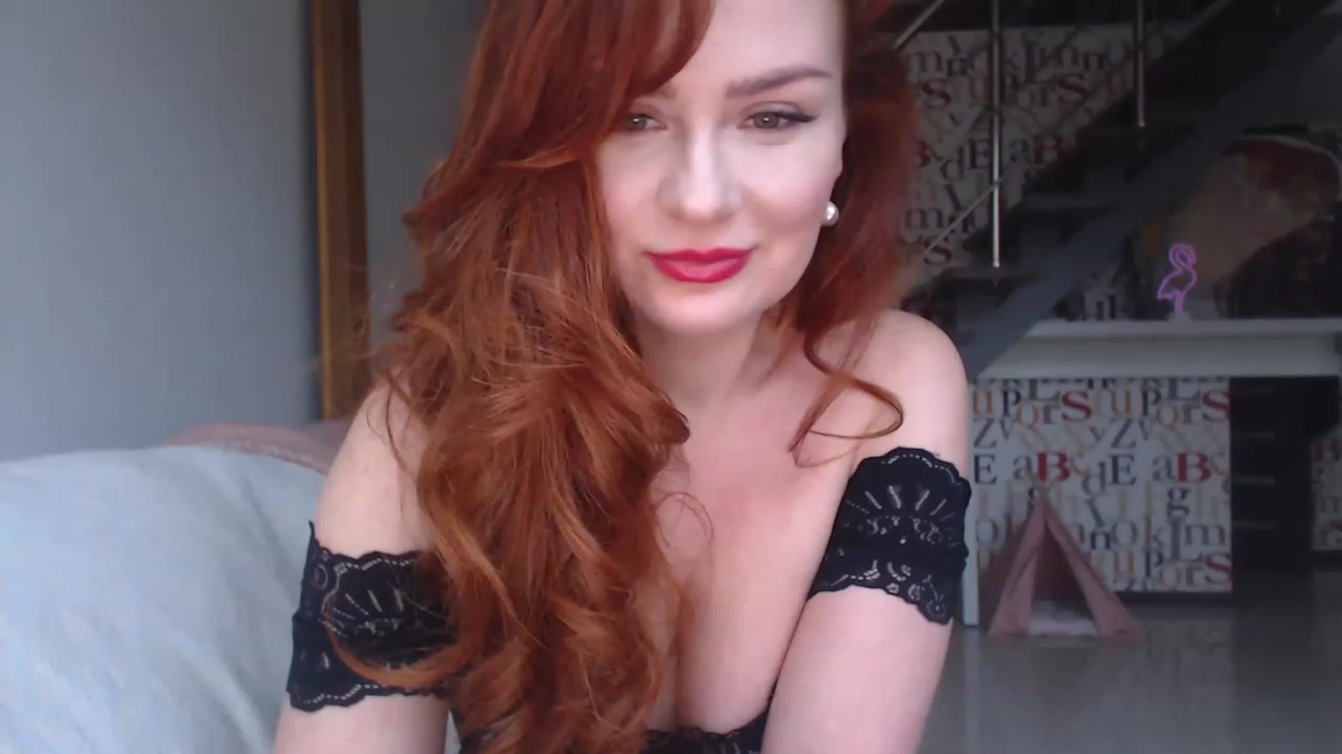 Gallery image thumbnail from Golden_Teaser's myfreecams stream on, 04/11/2023, 15:18 image 4 of 20