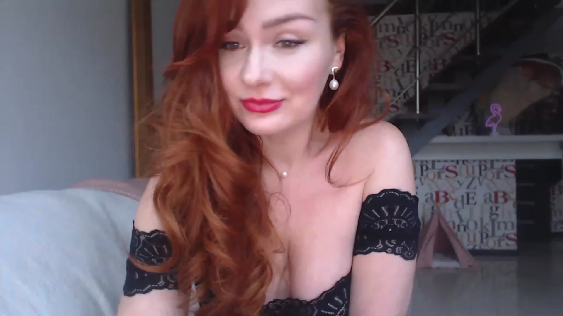 Gallery image thumbnail from Golden_Teaser's myfreecams stream on, 04/11/2023, 15:18 image 3 of 20