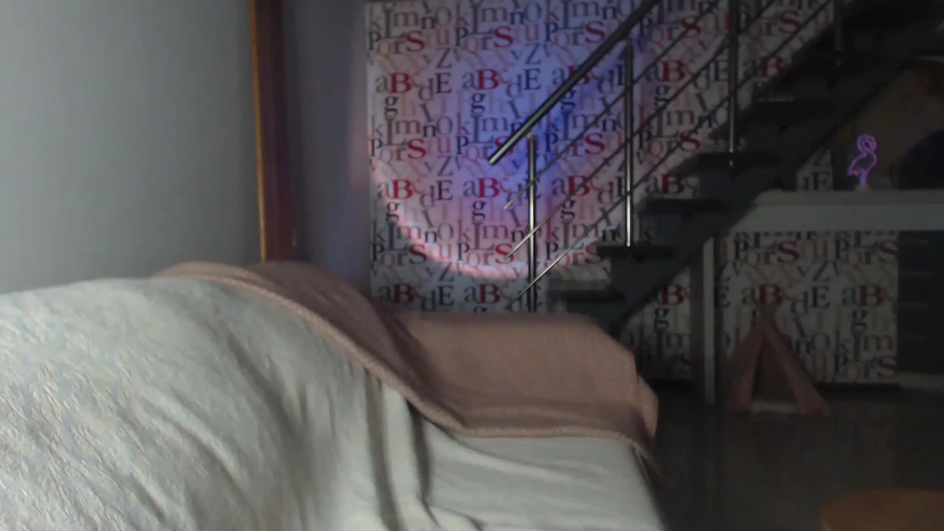Gallery image thumbnail from Golden_Teaser's myfreecams stream on, 04/11/2023, 17:07 image 17 of 20