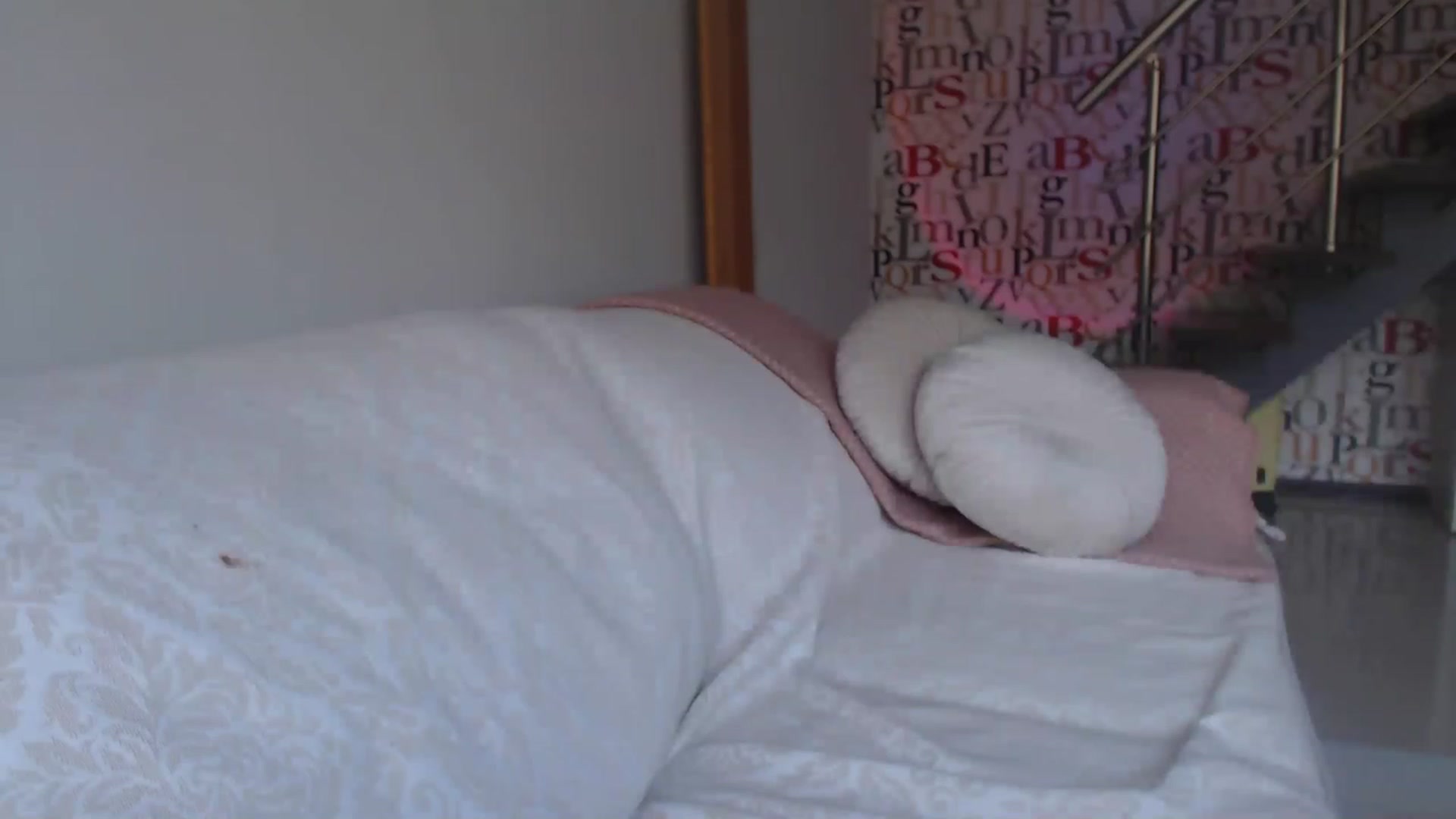 Gallery image thumbnail from Golden_Teaser's myfreecams stream on, 04/22/2023, 15:58 image 15 of 20