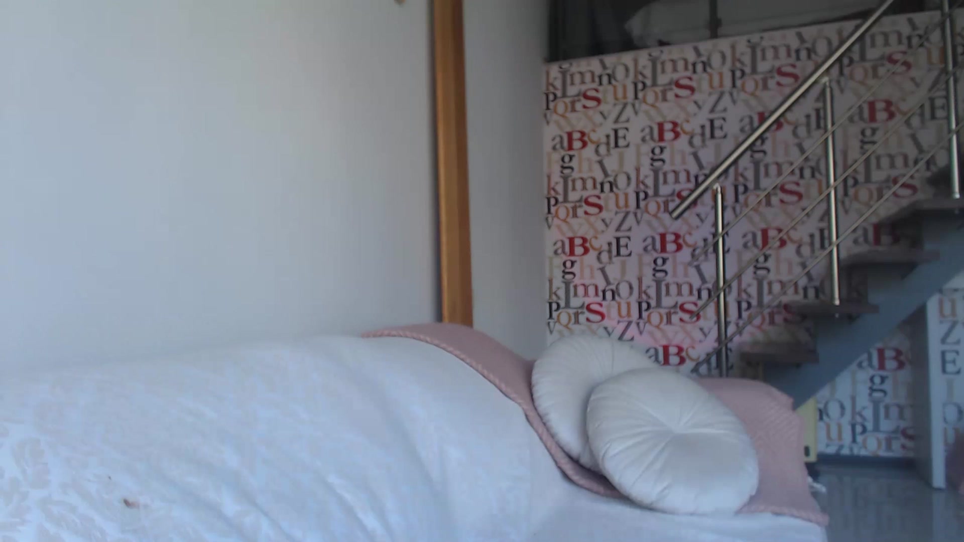 Gallery image thumbnail from Golden_Teaser's myfreecams stream on, 04/23/2023, 14:46 image 7 of 20