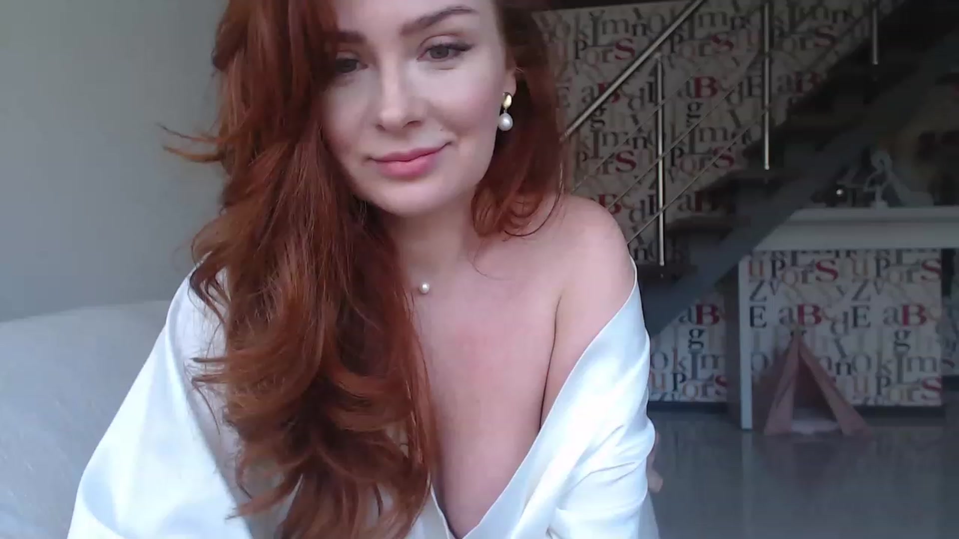 Gallery image thumbnail from Golden_Teaser's myfreecams stream on, 04/25/2023, 14:39 image 19 of 20