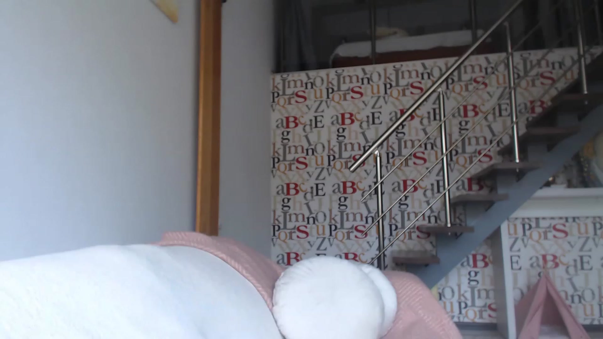 Gallery image thumbnail from Golden_Teaser's myfreecams stream on, 04/29/2023, 14:28 image 11 of 20