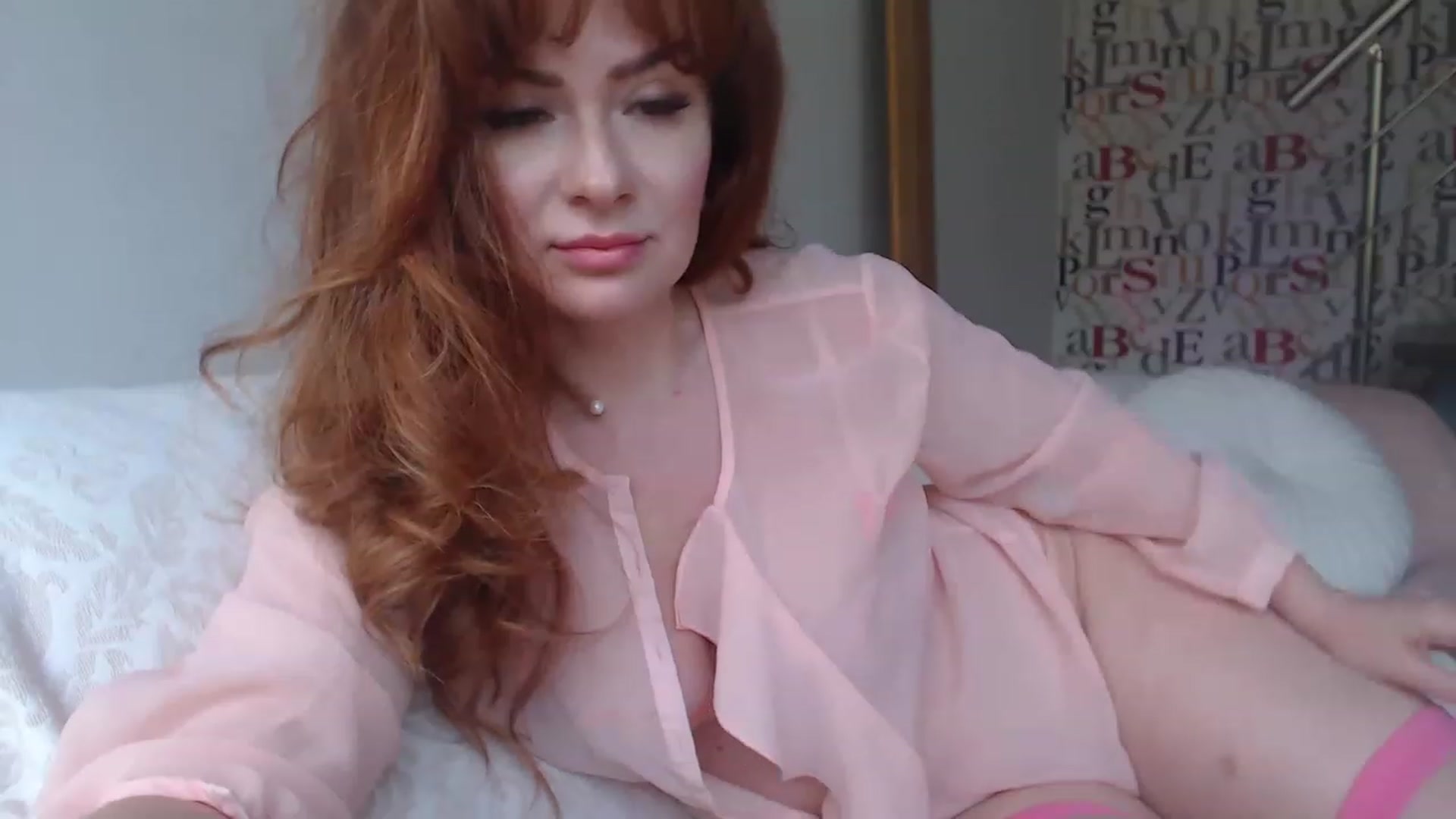 Gallery image thumbnail from Golden_Teaser's myfreecams stream on, 05/12/2023, 12:55 image 8 of 20