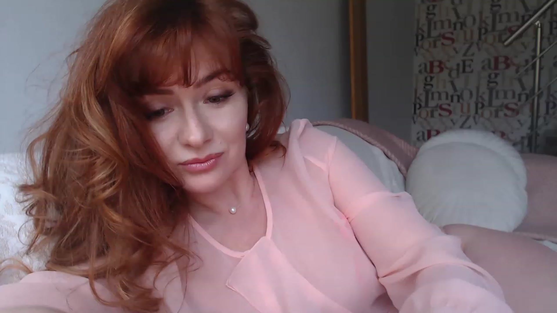 Gallery image thumbnail from Golden_Teaser's myfreecams stream on, 05/12/2023, 16:25 image 2 of 20