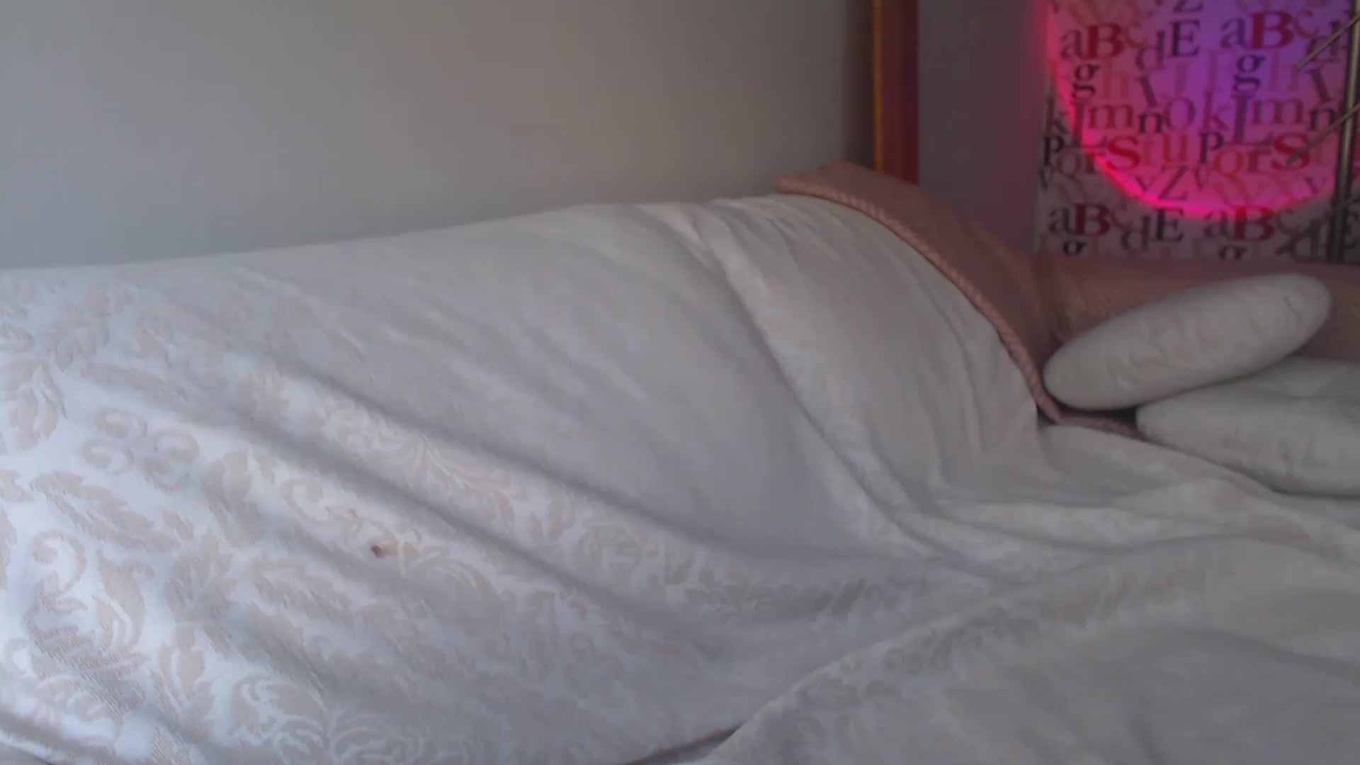Gallery image thumbnail from Golden_Teaser's myfreecams stream on, 05/14/2023, 16:33 image 11 of 20