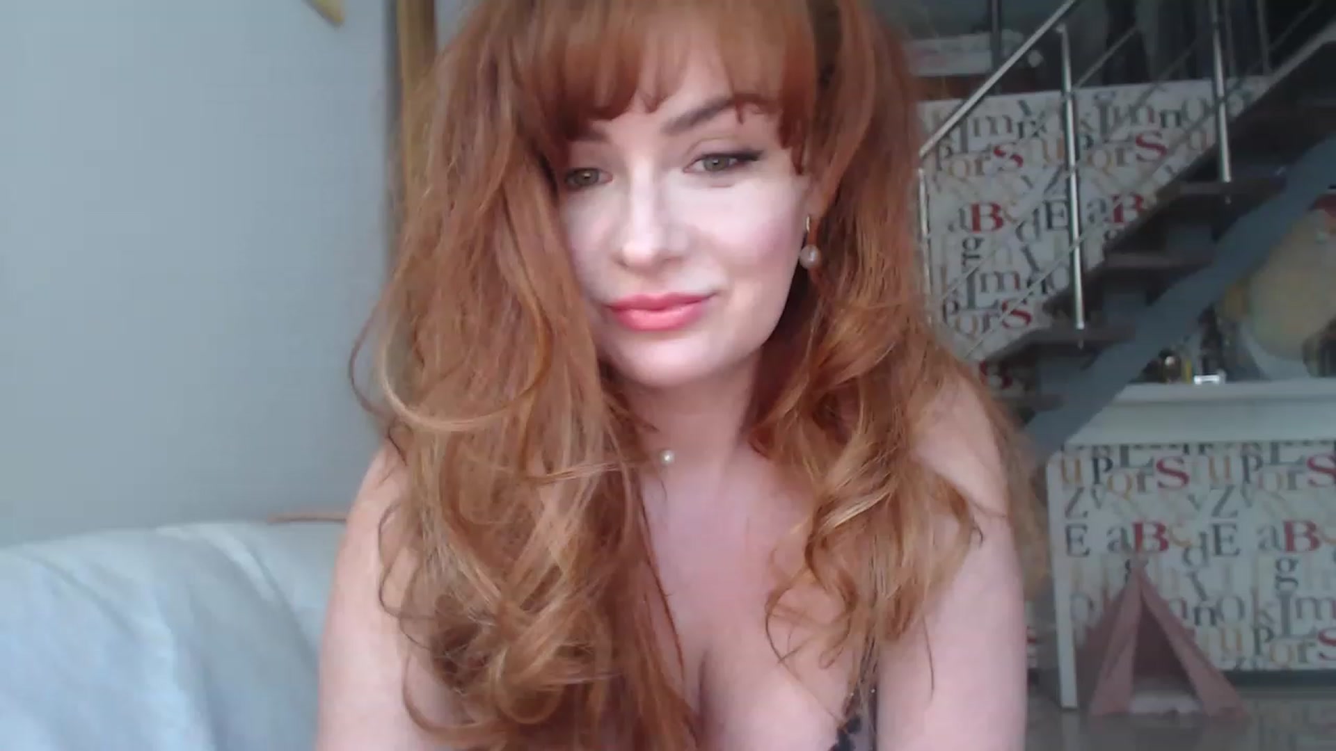 Gallery image thumbnail from Golden_Teaser's myfreecams stream on, 05/19/2023, 14:18 image 11 of 20