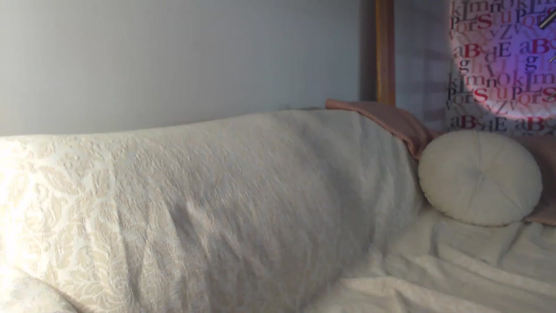 Gallery image thumbnail from Golden_Teaser's myfreecams stream on, 05/22/2023, 16:46 image 11 of 20