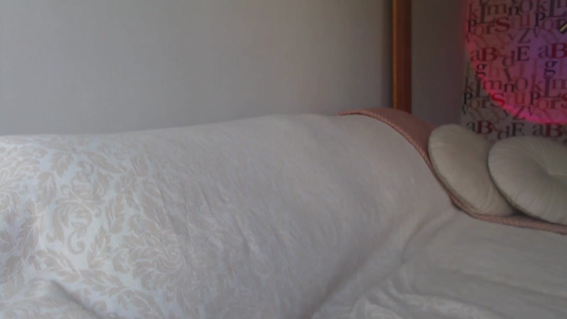 Gallery image thumbnail from Golden_Teaser's myfreecams stream on, 05/26/2023, 16:09 image 15 of 20