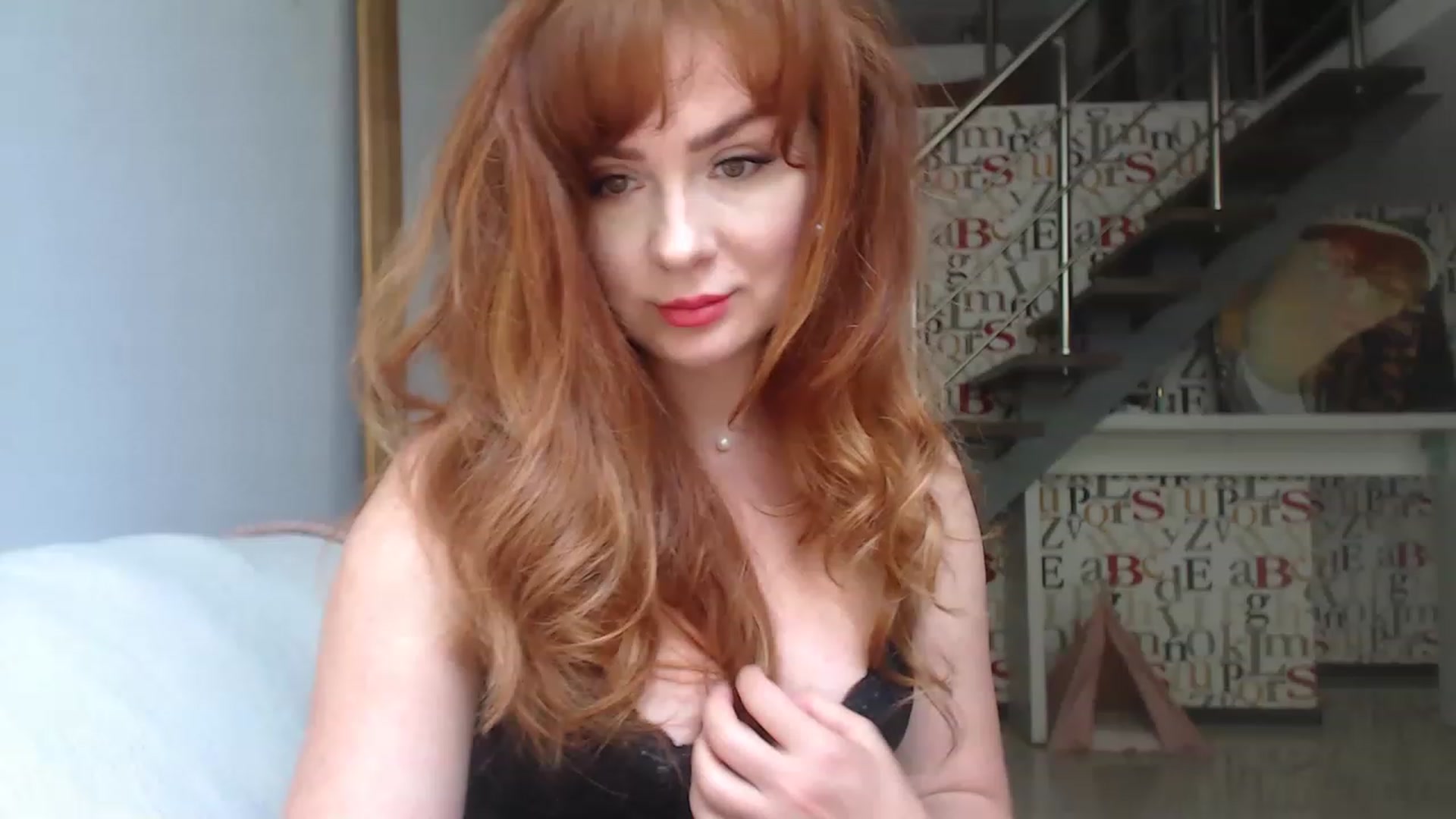 Gallery image thumbnail from Golden_Teaser's myfreecams stream on, 05/27/2023, 11:32 image 2 of 20