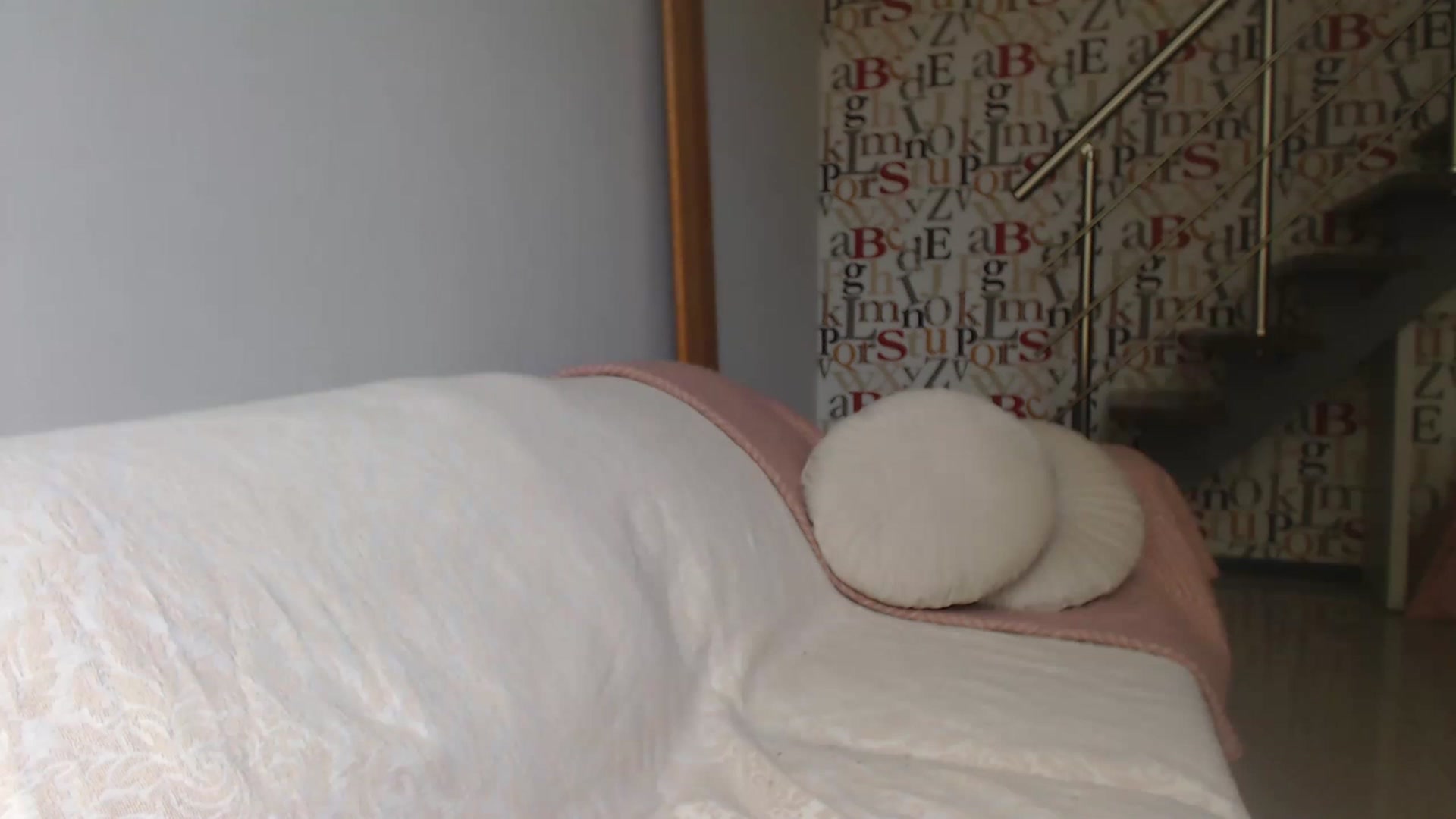 Gallery image thumbnail from Golden_Teaser's myfreecams stream on, 05/27/2023, 13:10 image 5 of 20