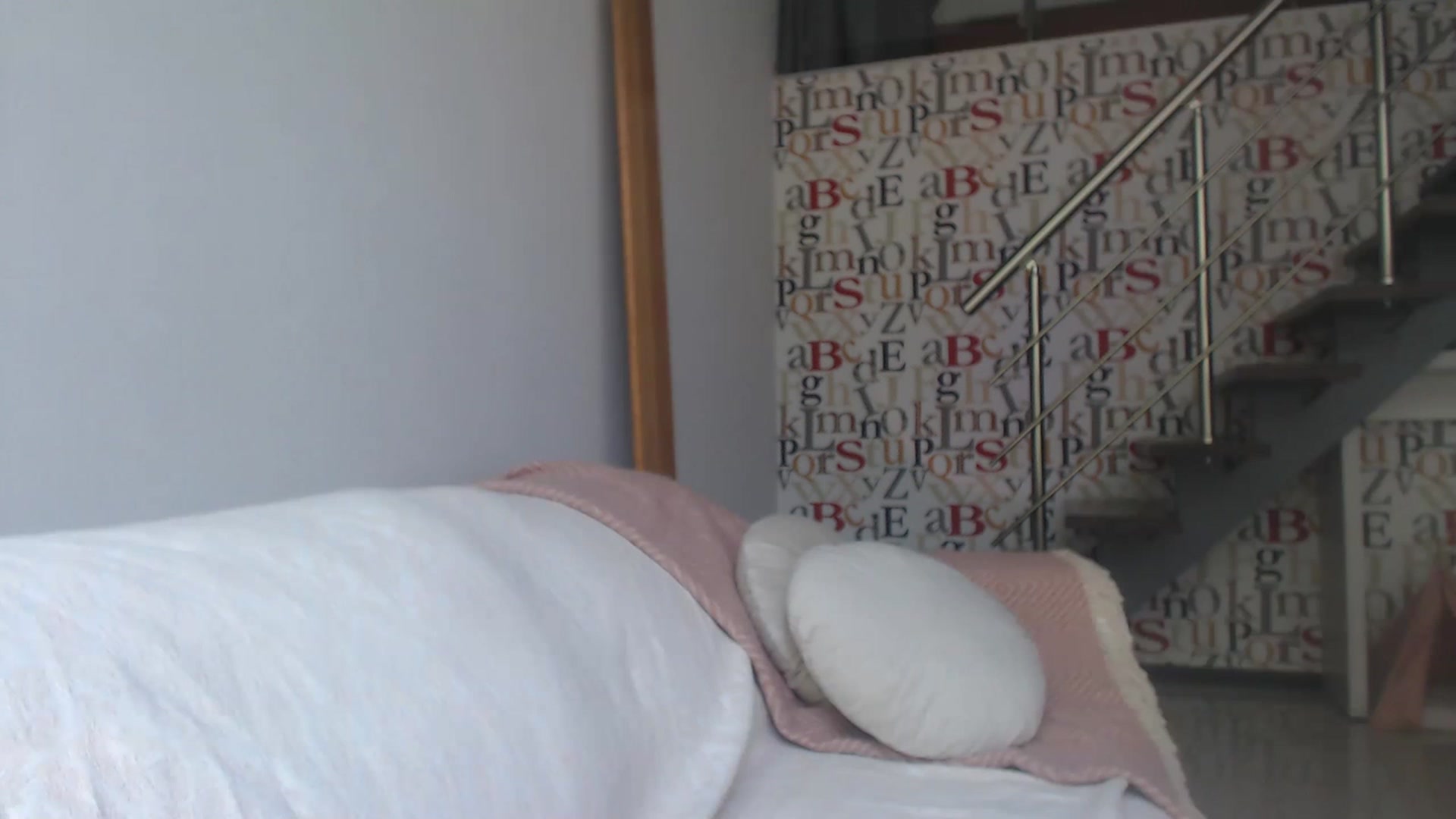 Gallery image thumbnail from Golden_Teaser's myfreecams stream on, 05/30/2023, 11:27 image 10 of 20