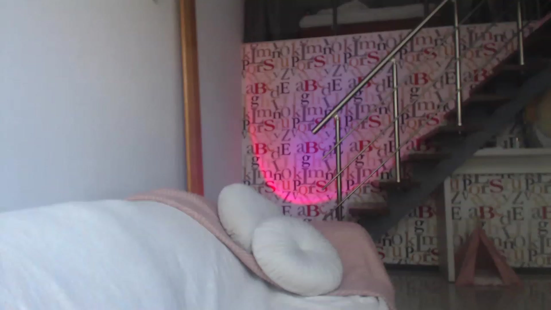 Gallery image thumbnail from Golden_Teaser's myfreecams stream on, 05/31/2023, 17:04 image 8 of 20