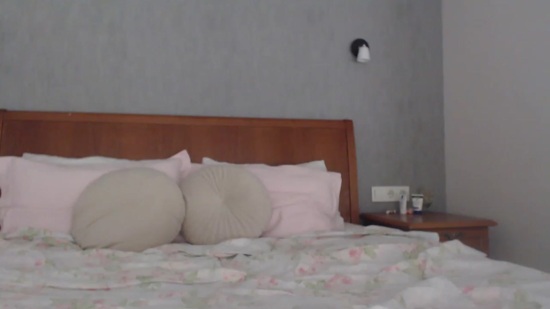 Gallery image thumbnail from Golden_Teaser's myfreecams stream on, 06/06/2023, 13:02 image 11 of 20