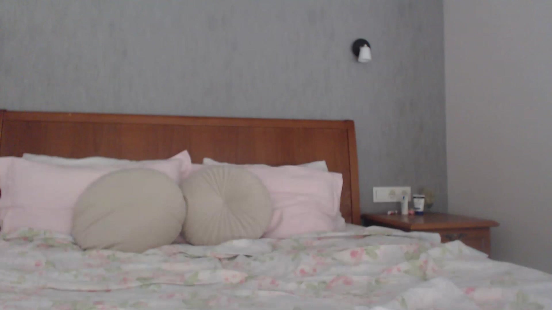 Gallery image thumbnail from Golden_Teaser's myfreecams stream on, 06/06/2023, 13:02 image 9 of 20