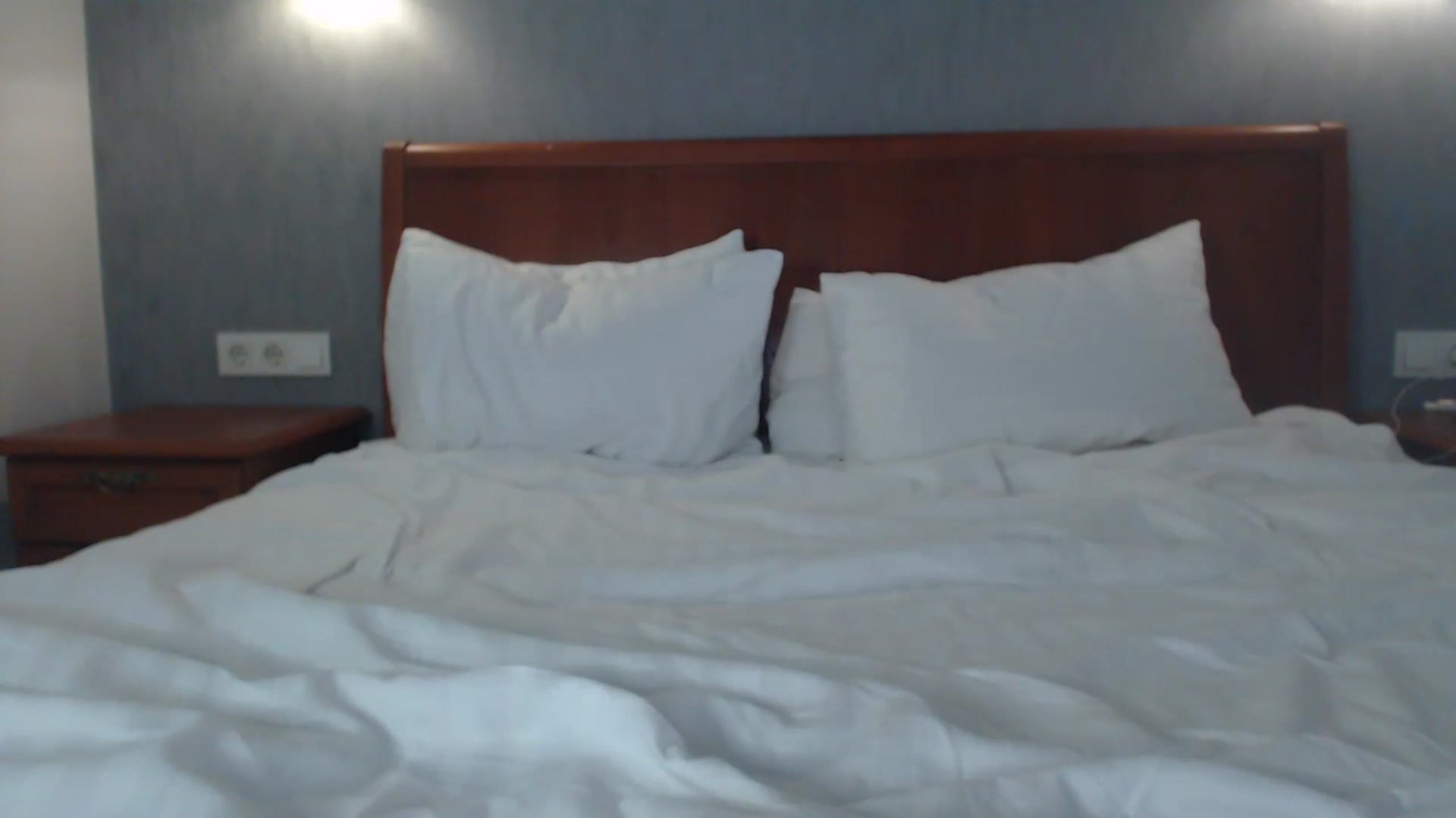 Gallery image thumbnail from Golden_Teaser's myfreecams stream on, 06/10/2023, 17:05 image 14 of 20