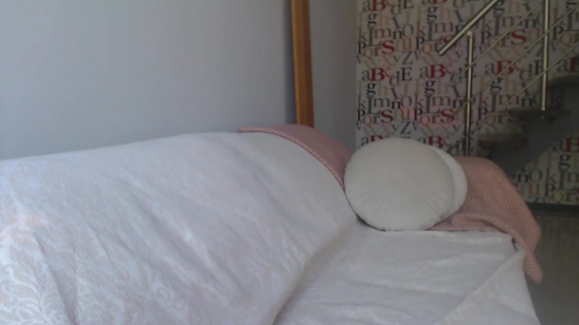 Gallery image thumbnail from Golden_Teaser's myfreecams stream on, 06/16/2023, 12:39 image 6 of 20