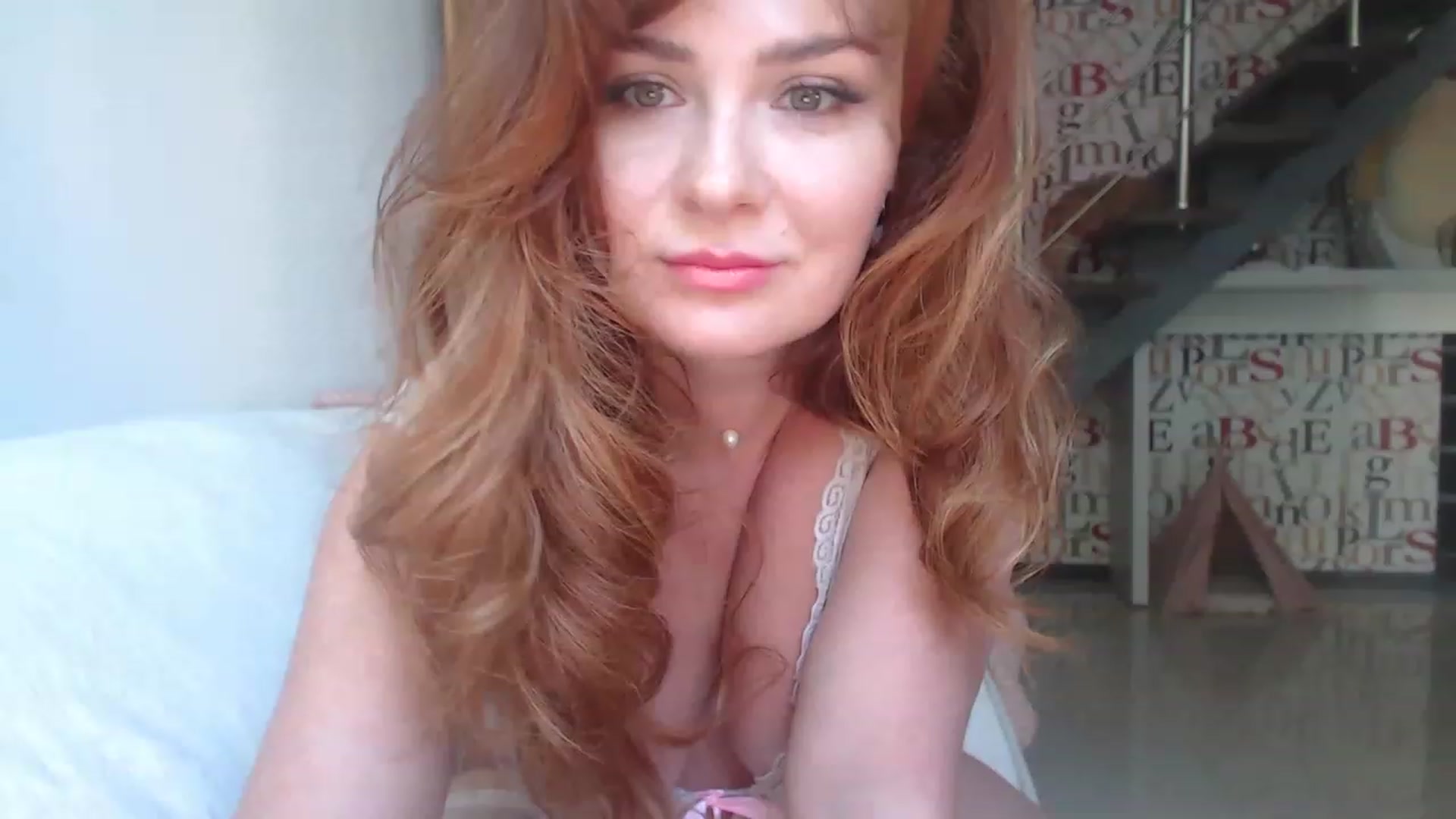 Gallery image thumbnail from Golden_Teaser's myfreecams stream on, 06/16/2023, 15:54 image 7 of 20