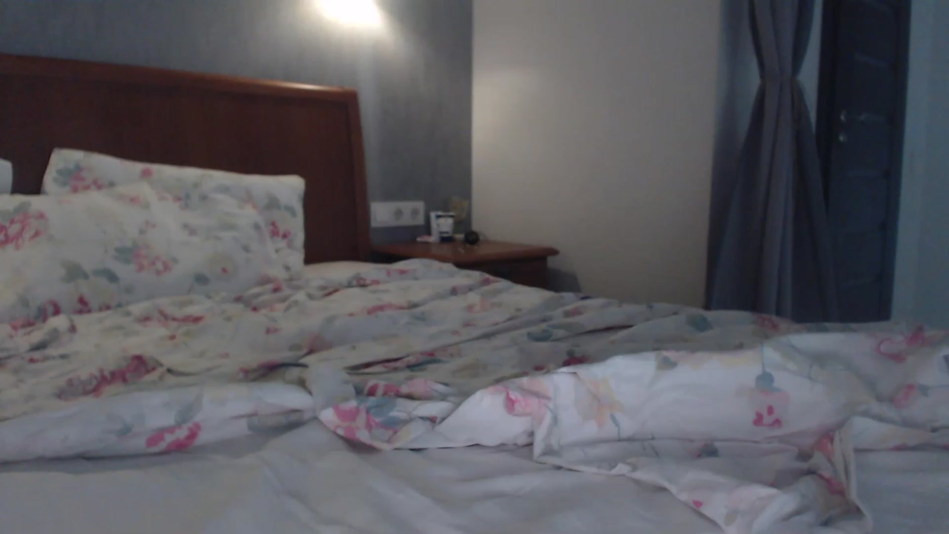 Gallery image thumbnail from Golden_Teaser's myfreecams stream on, 06/17/2023, 14:52 image 15 of 20