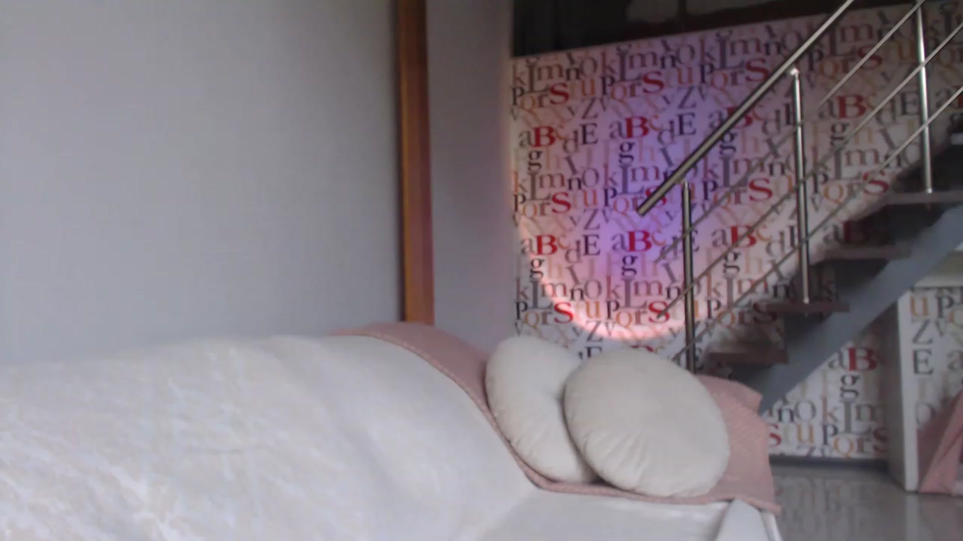 Gallery image thumbnail from Golden_Teaser's myfreecams stream on, 07/07/2023, 15:05 image 18 of 20