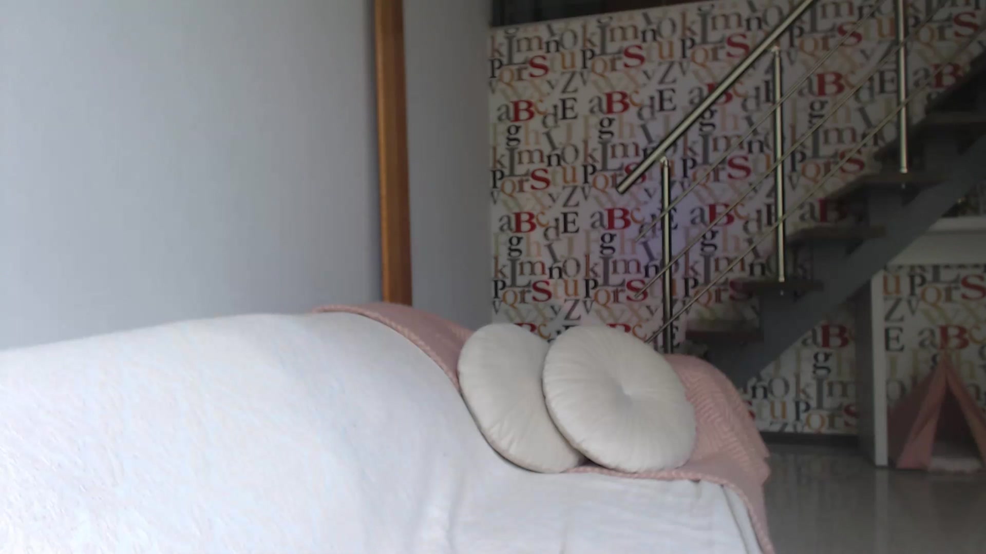 Gallery image thumbnail from Golden_Teaser's myfreecams stream on, 07/08/2023, 12:48 image 10 of 20